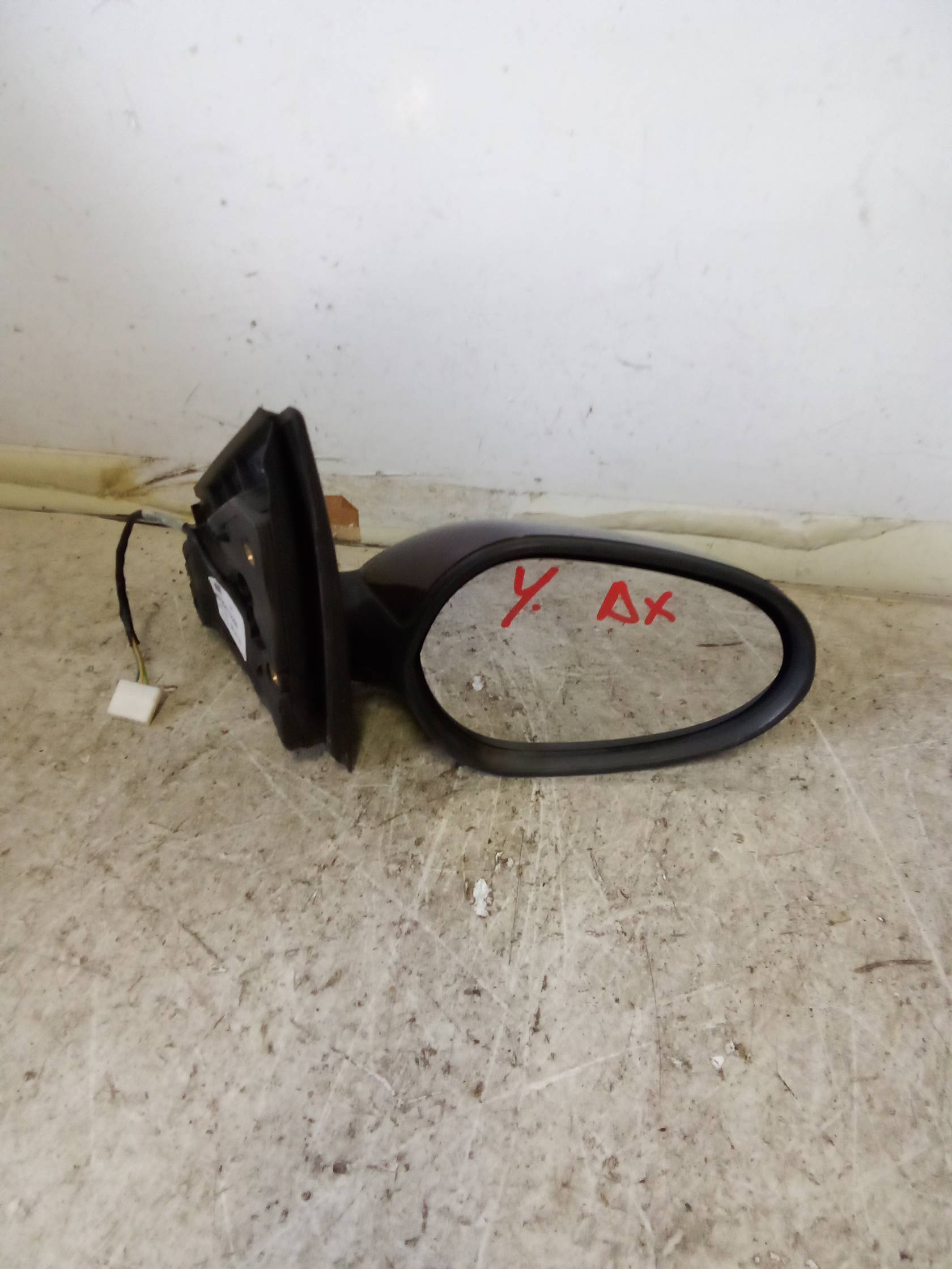 Retrovisore est. regolaz. elettr. dx.