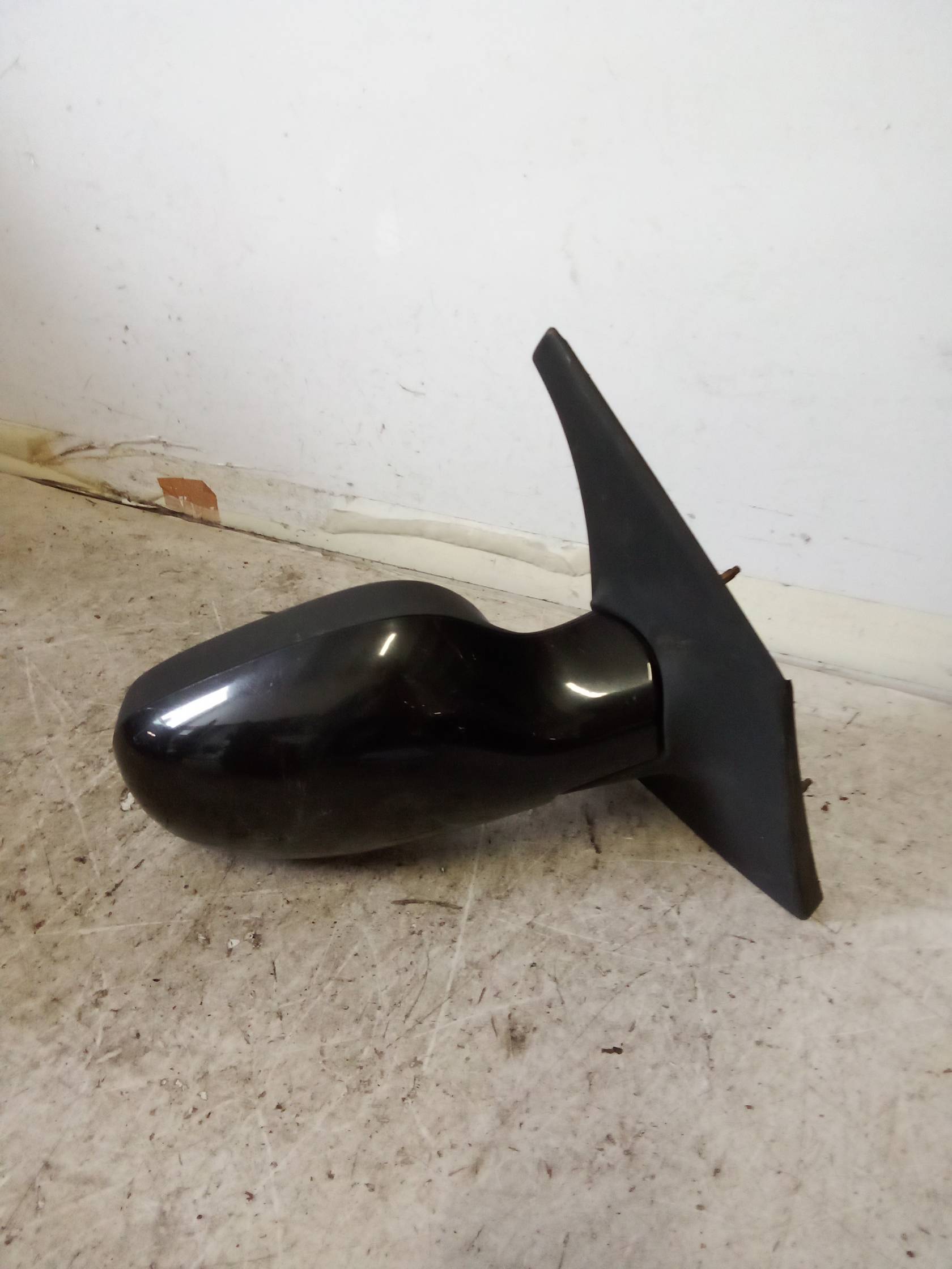 Retrovisore est. regolaz. elettr. dx.