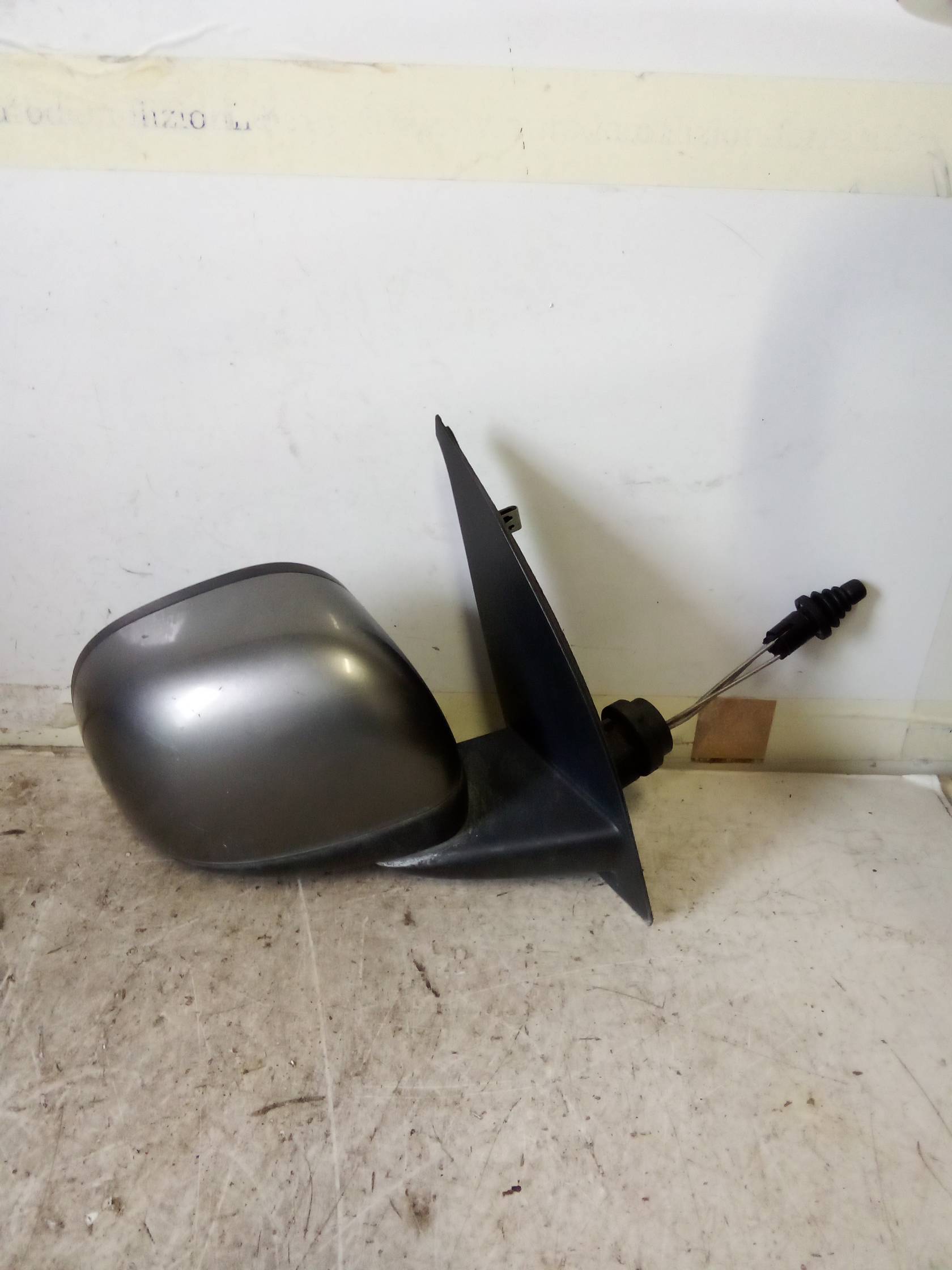 Retrovisore est. dx.