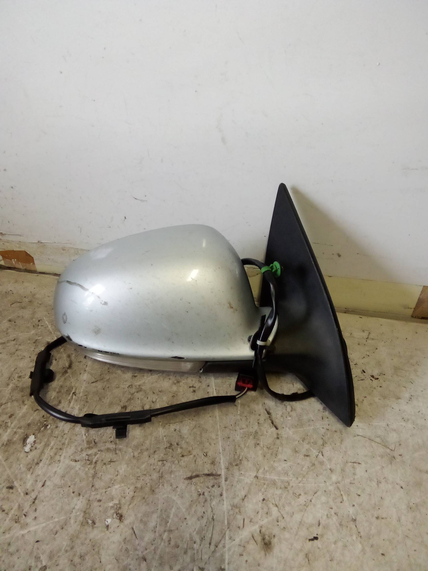 Retrovisore est. regolaz. elettr. dx.