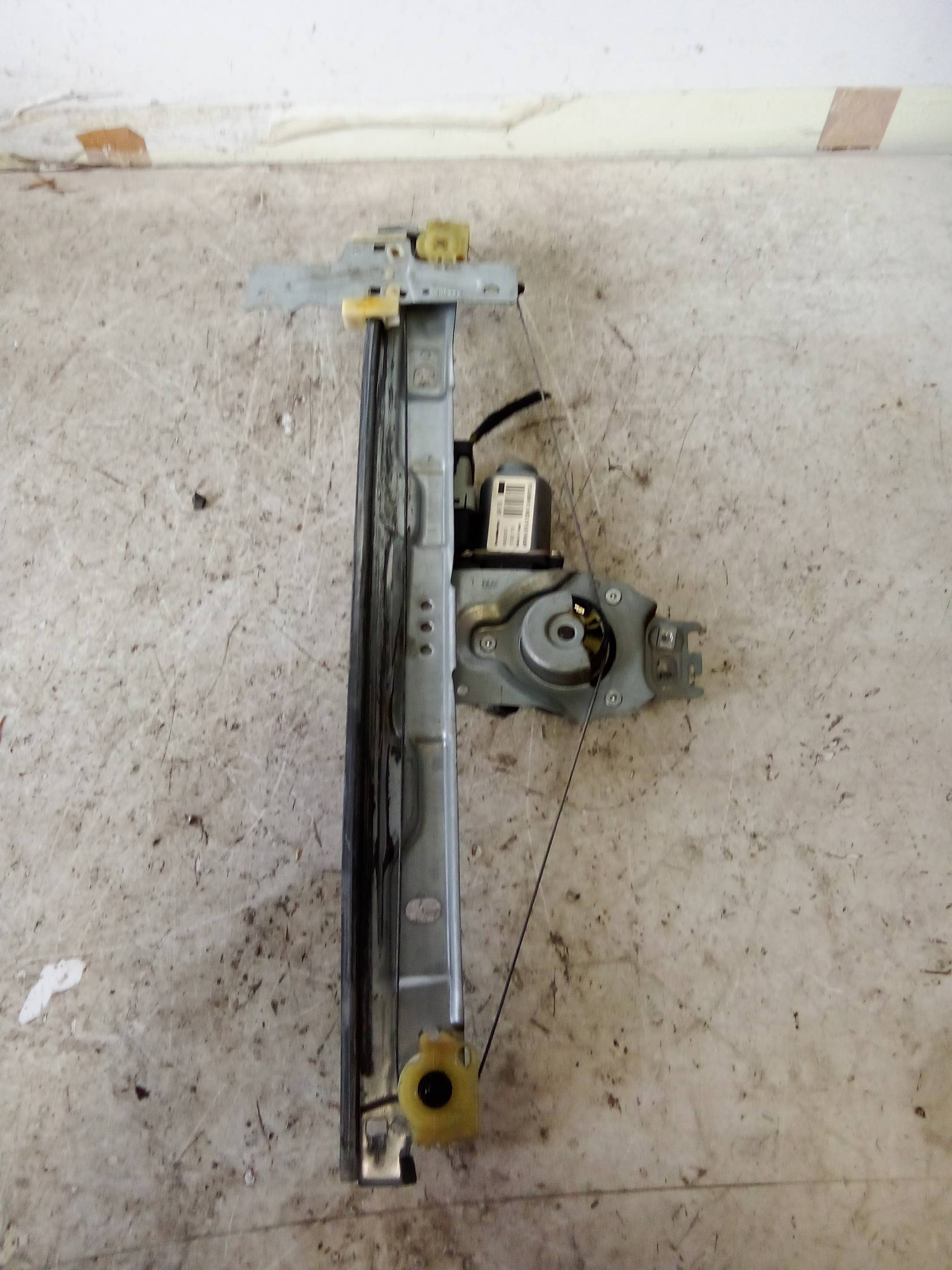 Alzacristallo elettr. porta ant. sx.