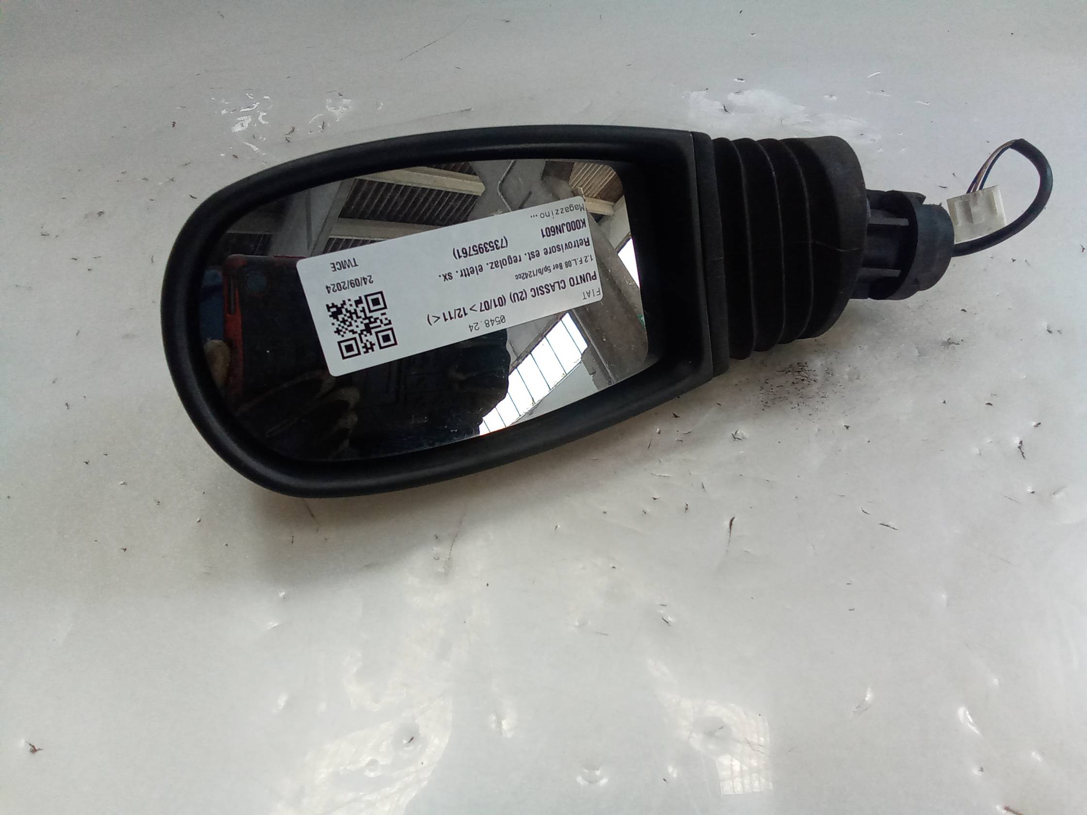 Retrovisore est. regolaz. elettr. sx.