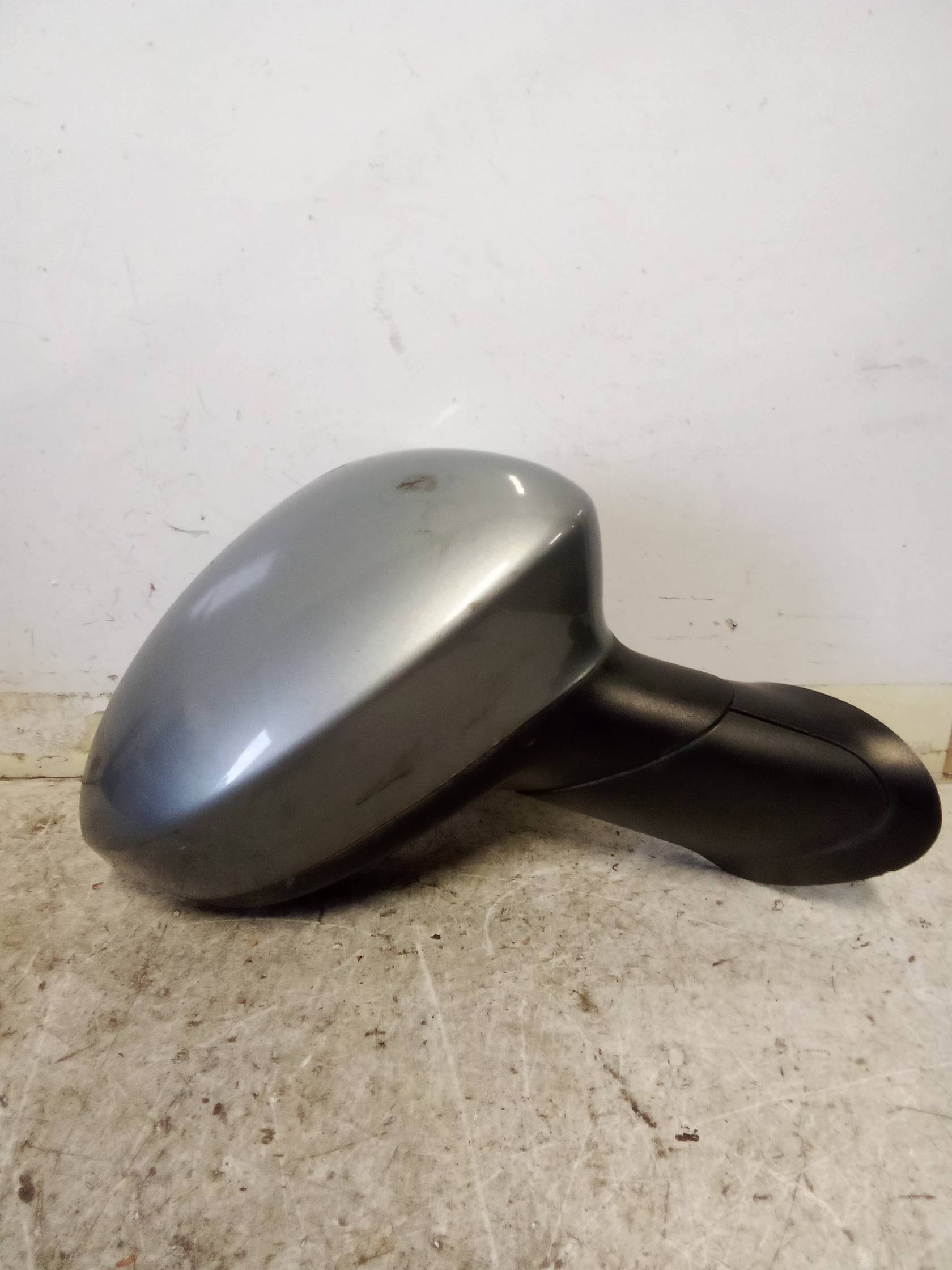 Retrovisore est. dx.