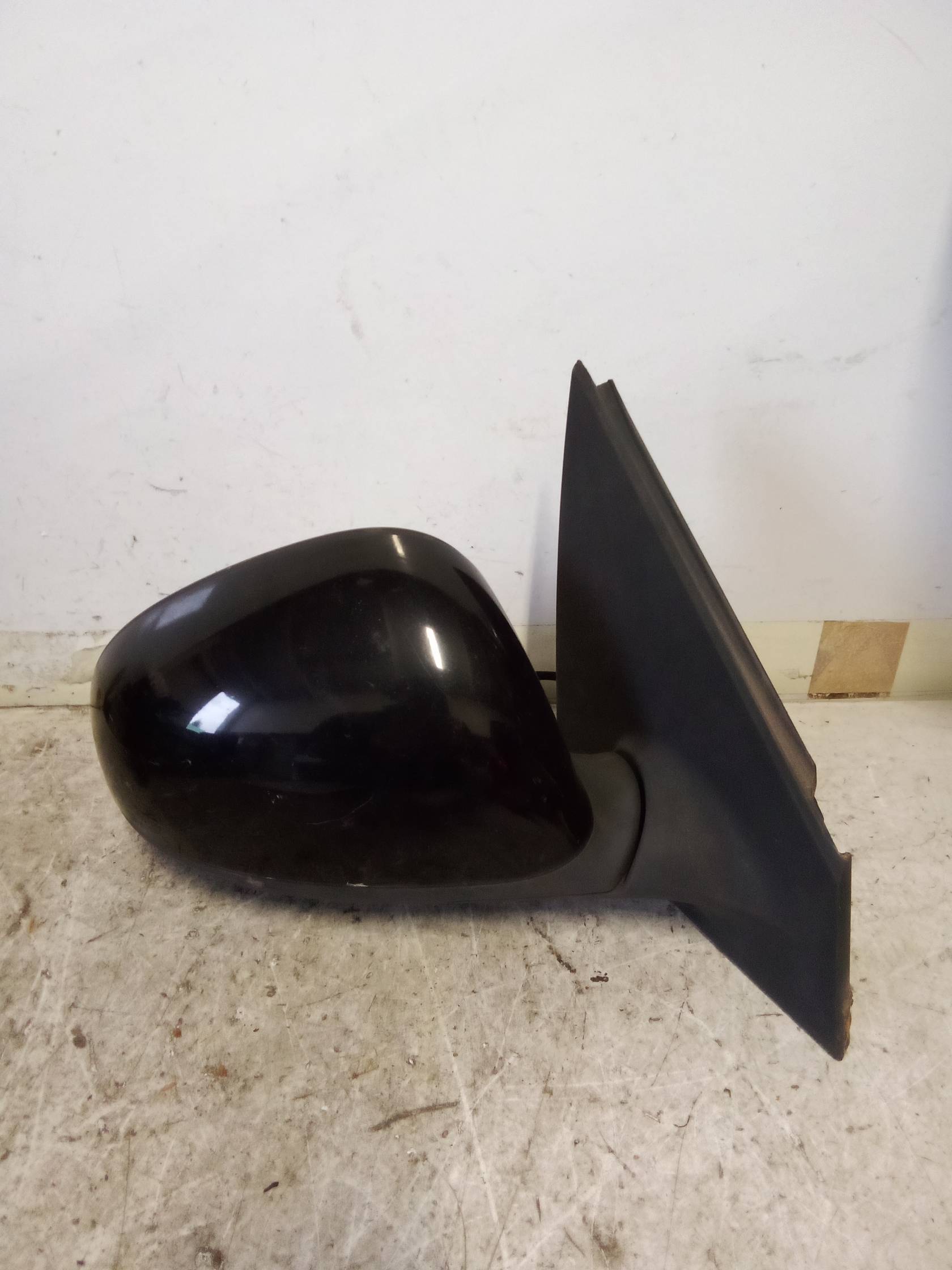 Retrovisore est. dx.