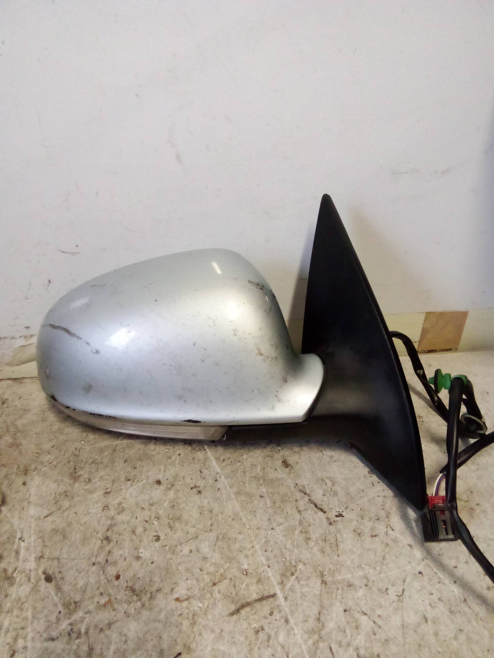 Retrovisore est. regolaz. elettr. dx.