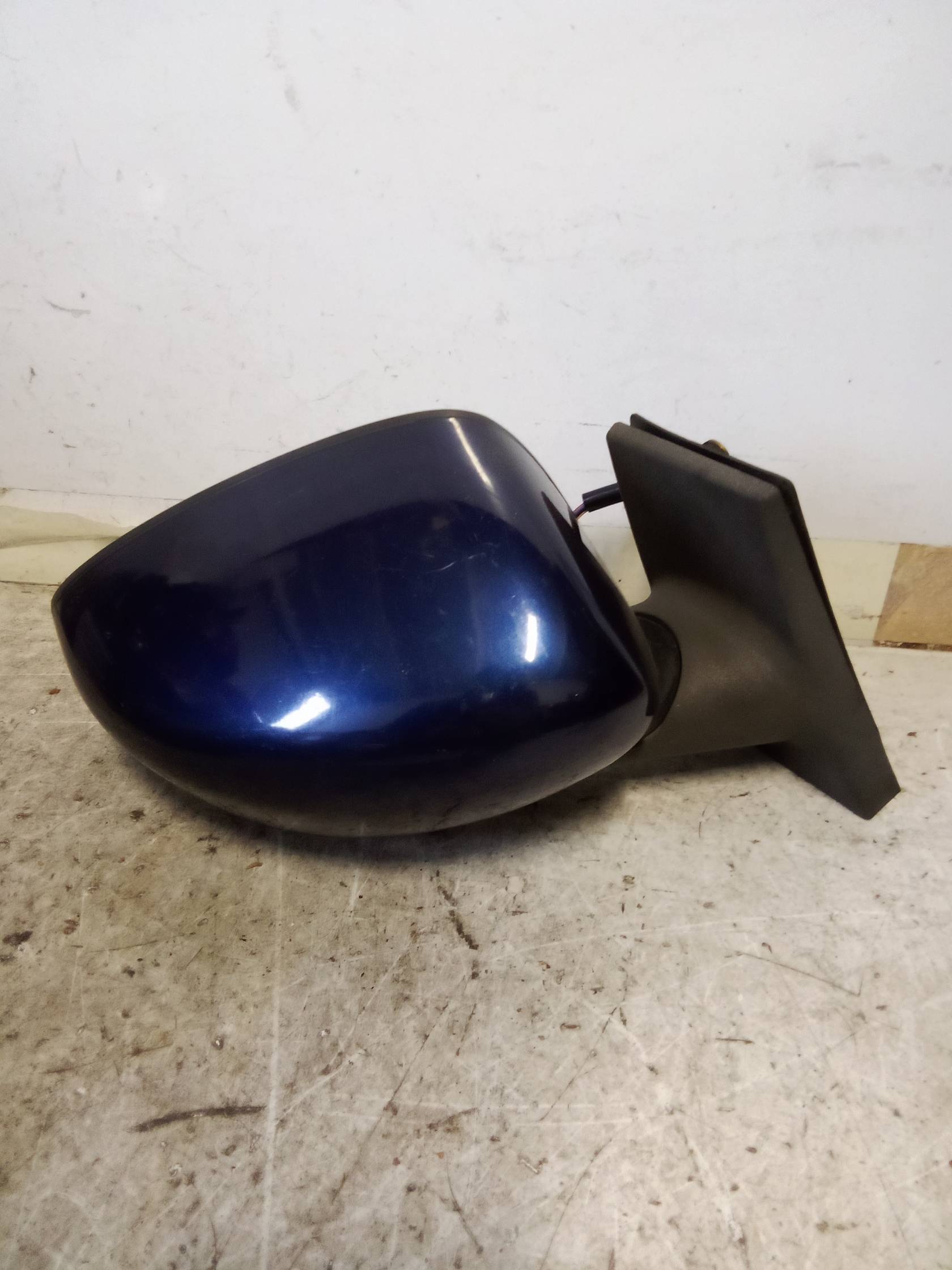 Retrovisore est. regolaz. elettr. dx.