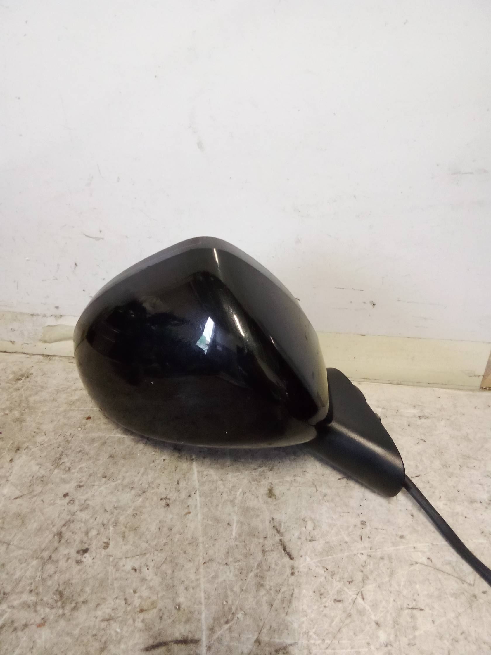 Retrovisore est. regolaz. elettr. dx.