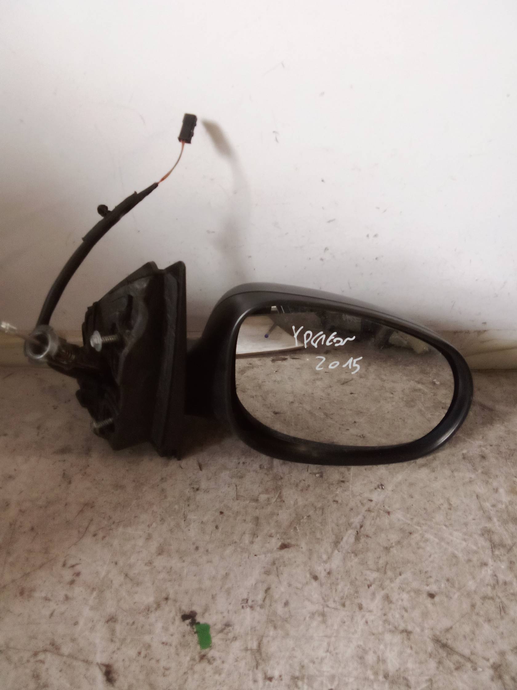 Retrovisore est. regolaz. elettr. dx.