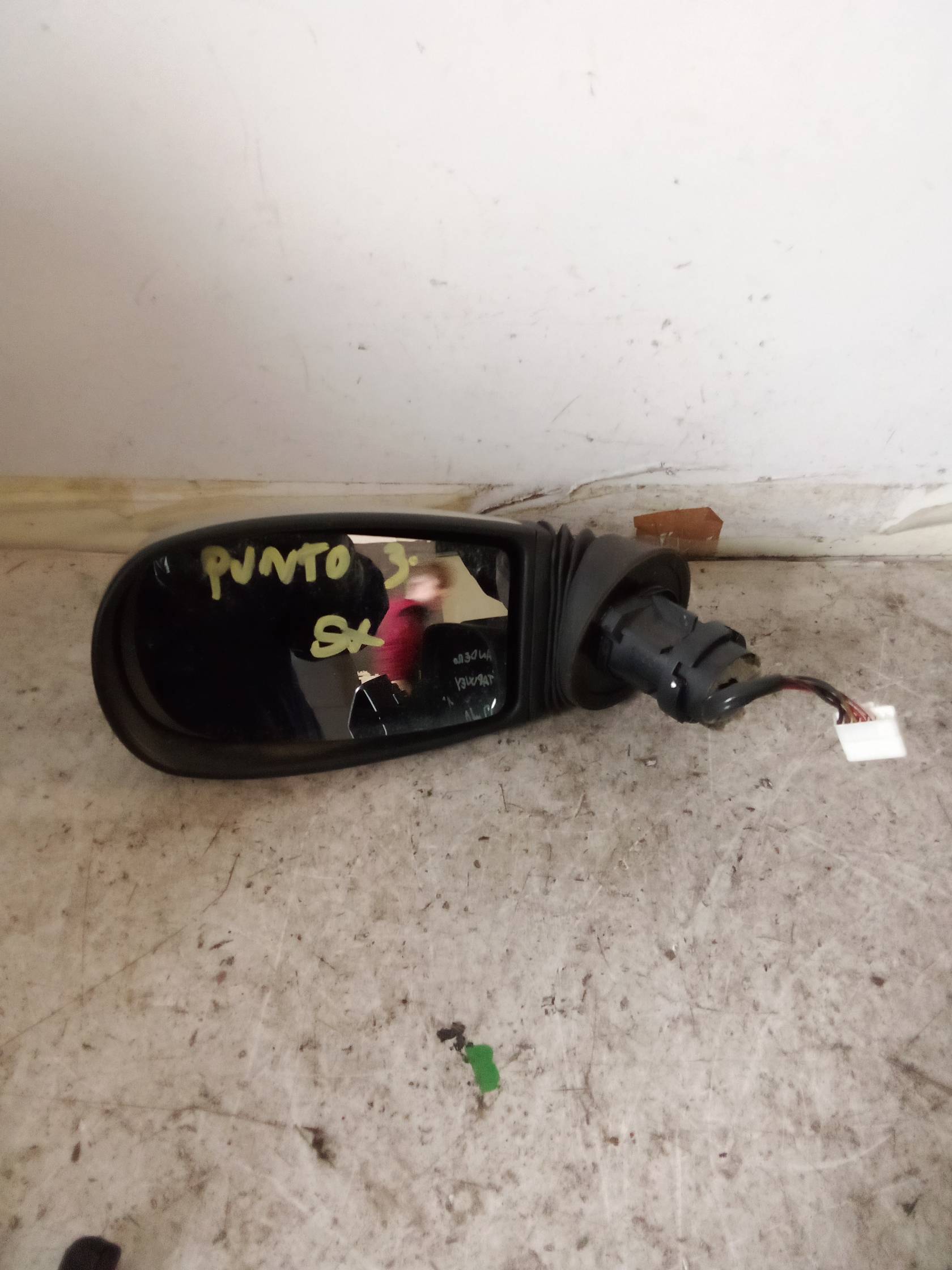 Retrovisore est. regolaz. elettr. sx.