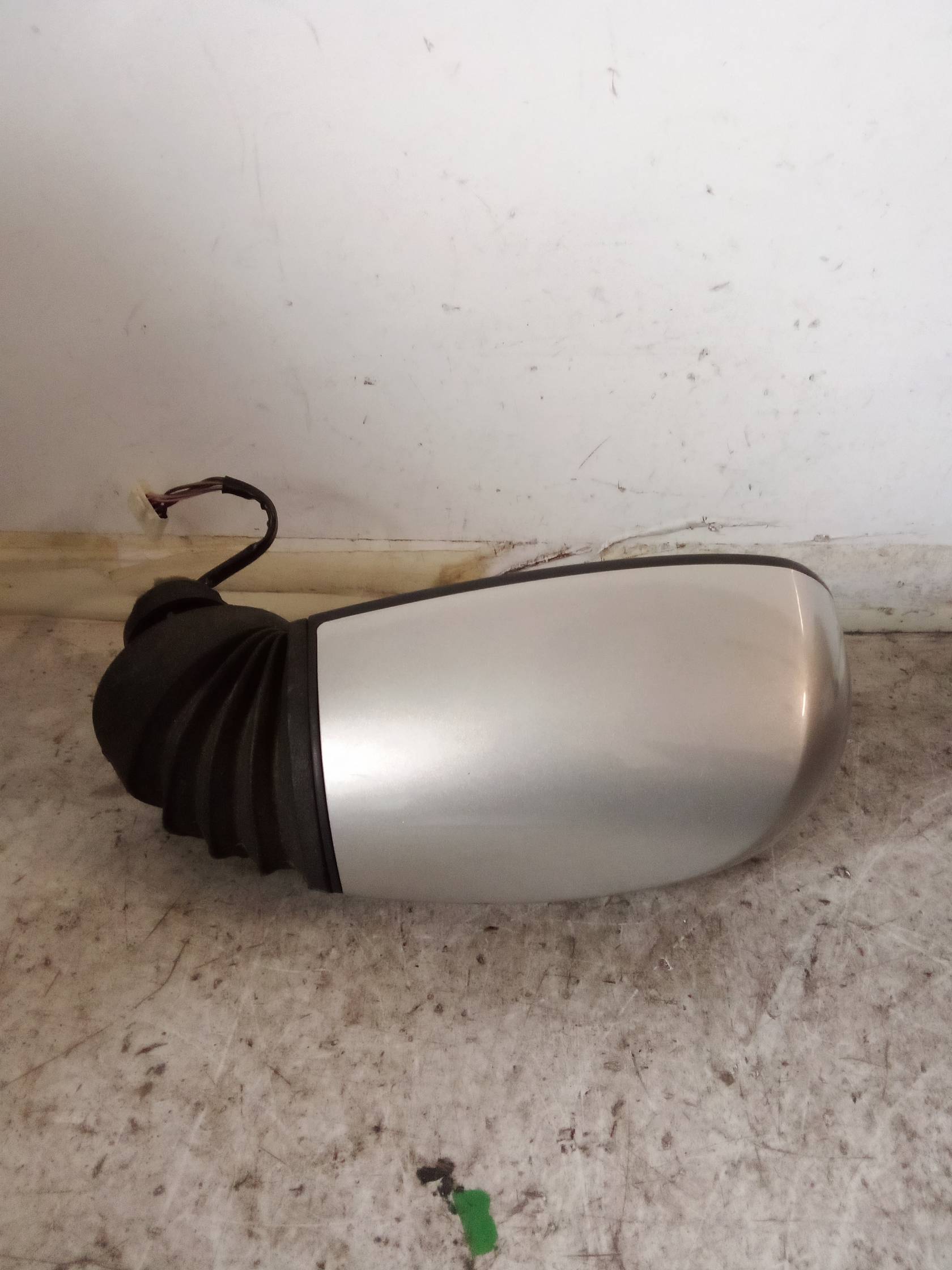 Retrovisore est. regolaz. elettr. sx.