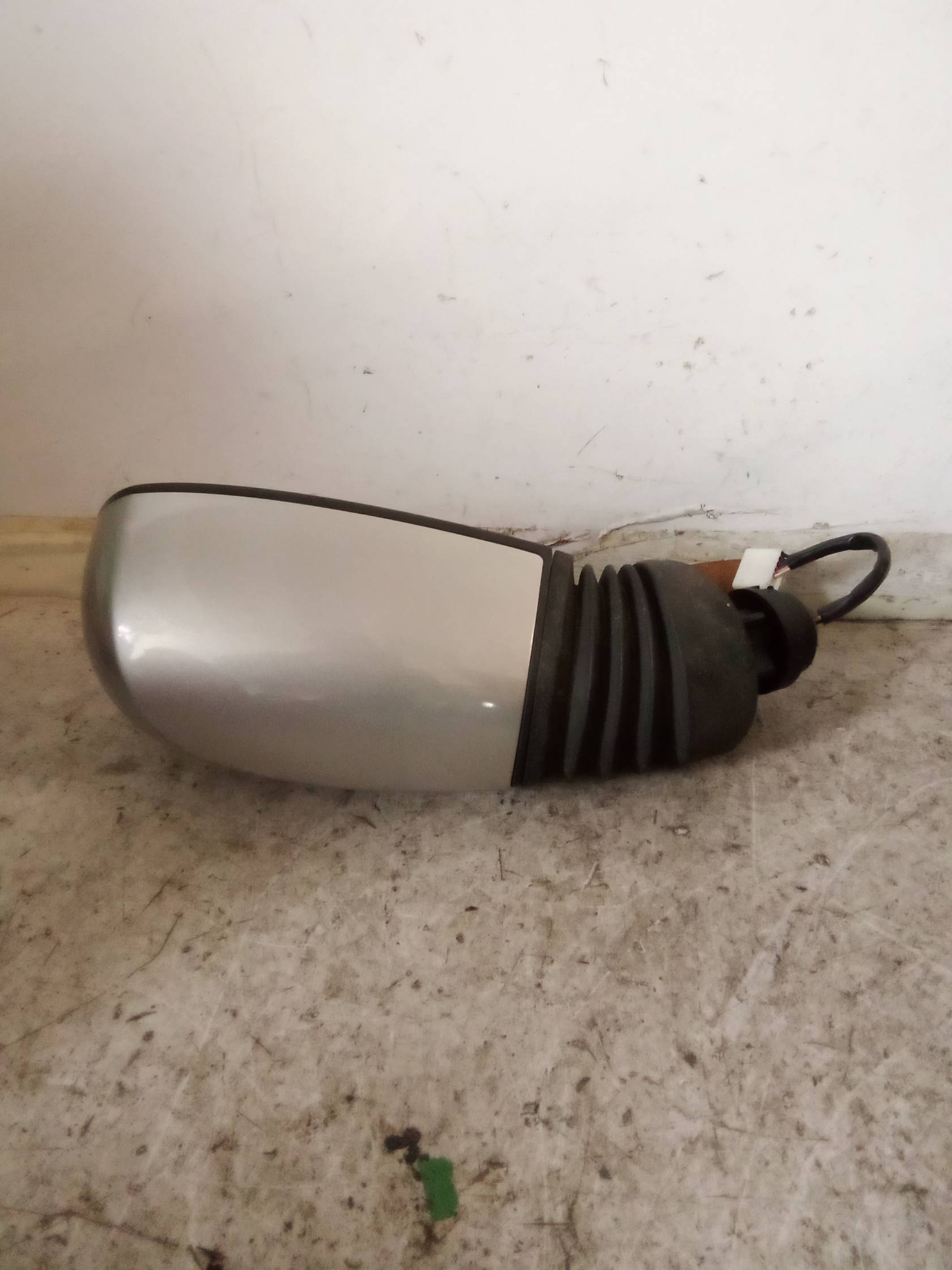 Retrovisore est. regolaz. elettr. dx.