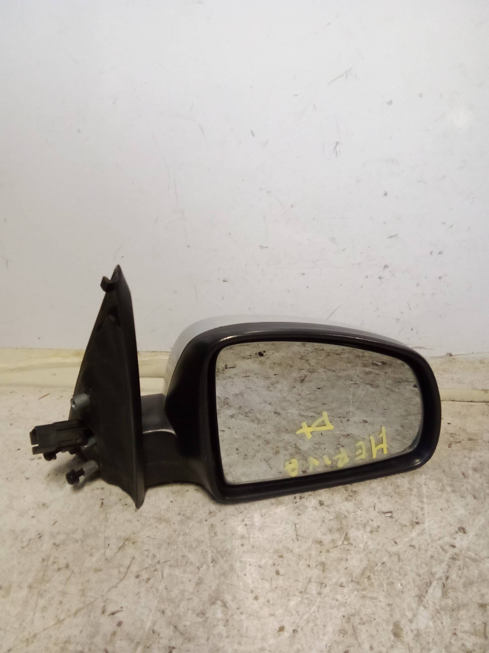 Retrovisore est. dx.