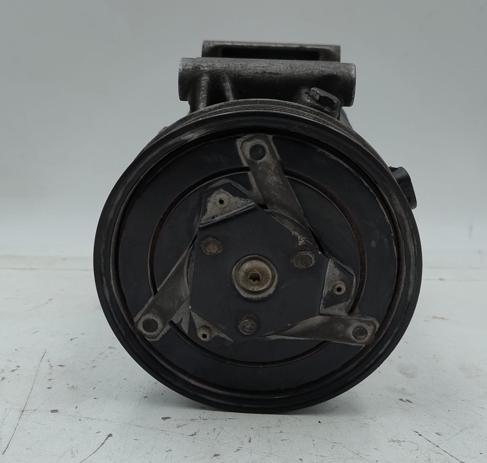 Compressore aria condizionata