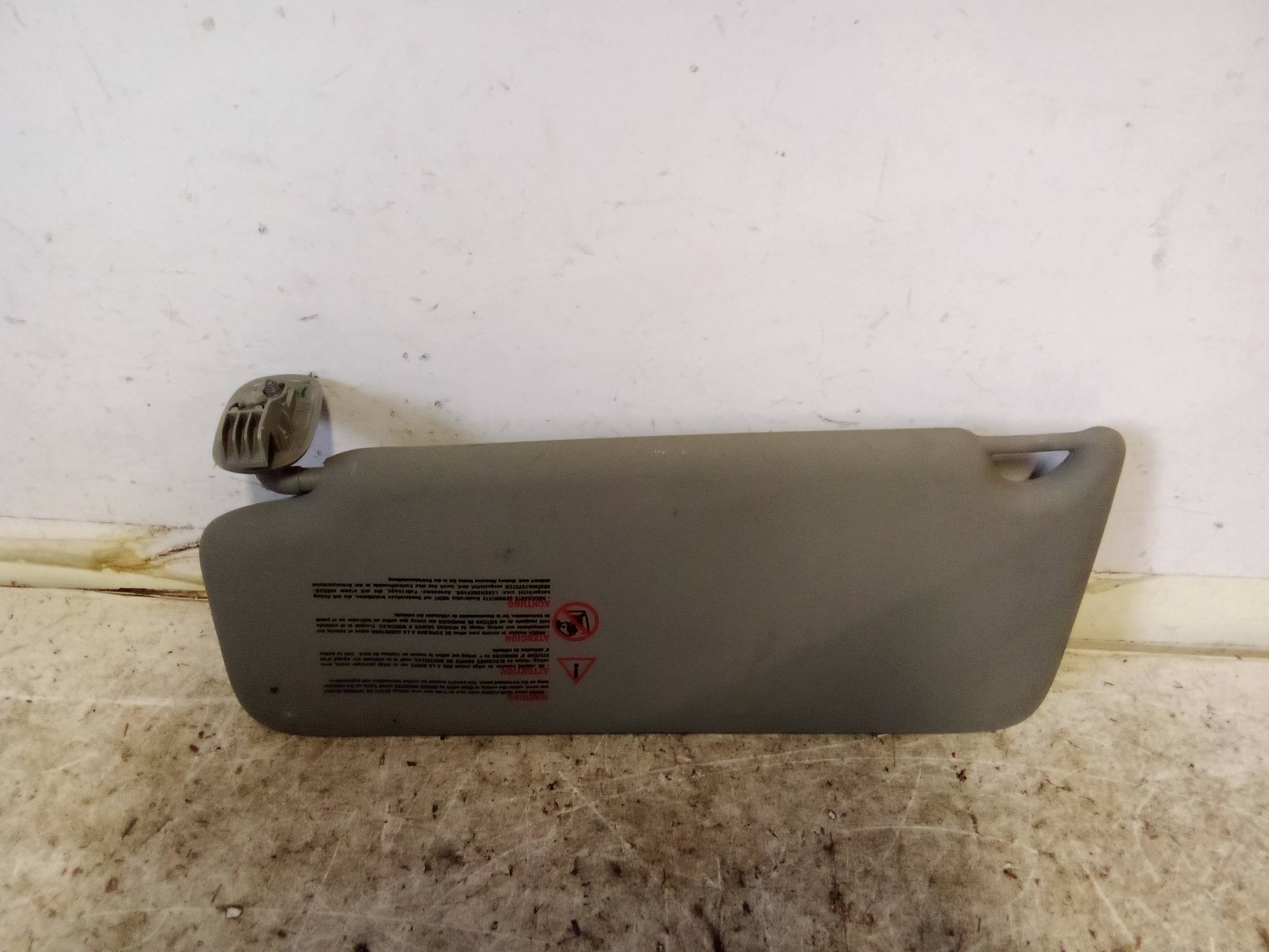 Aletta parasole parabrezza dx.