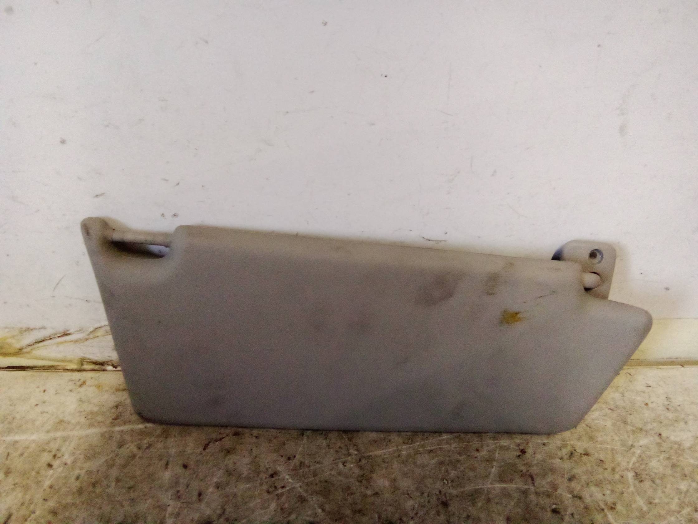 Aletta parasole parabrezza sx.