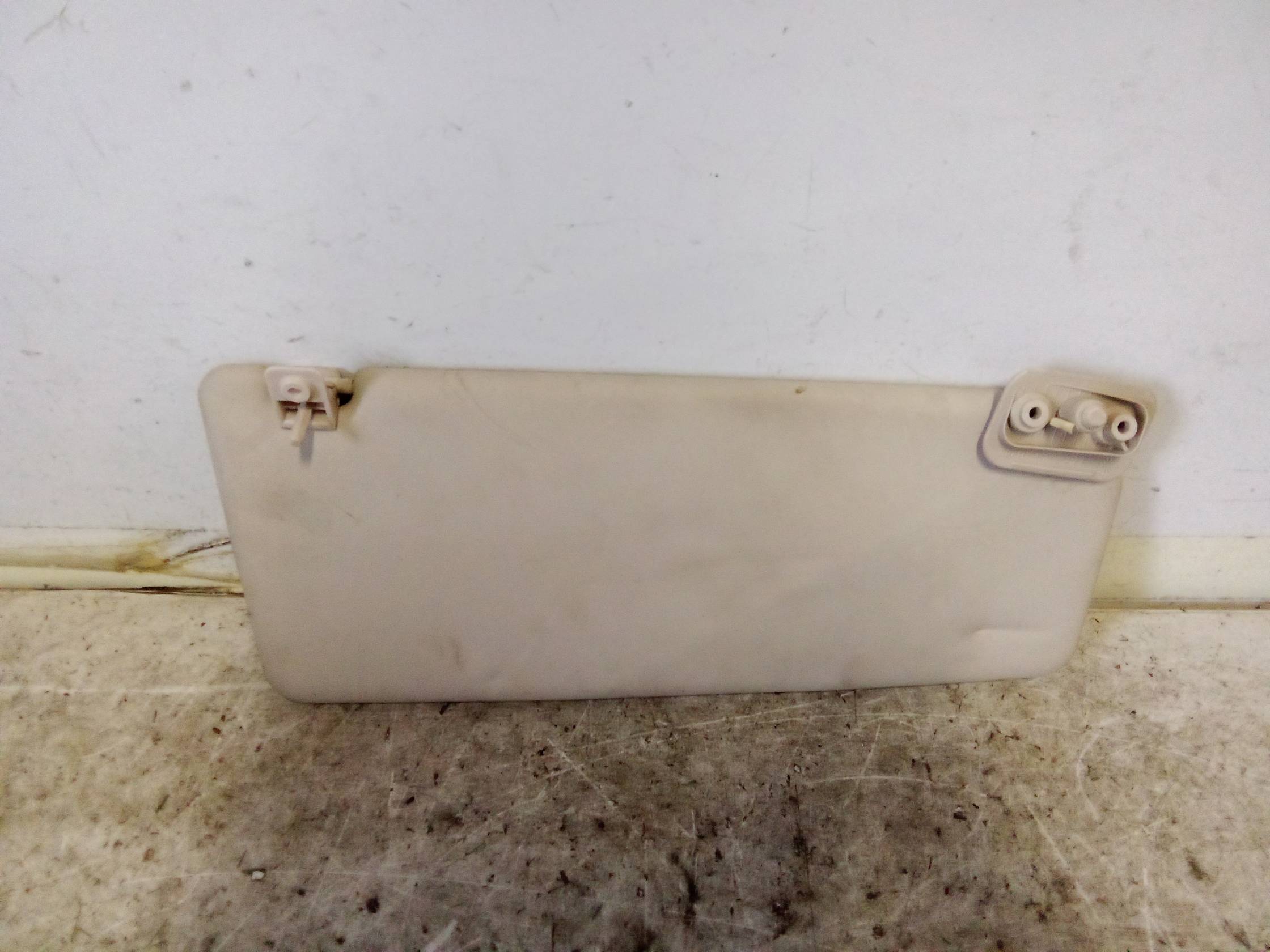 Aletta parasole parabrezza sx.