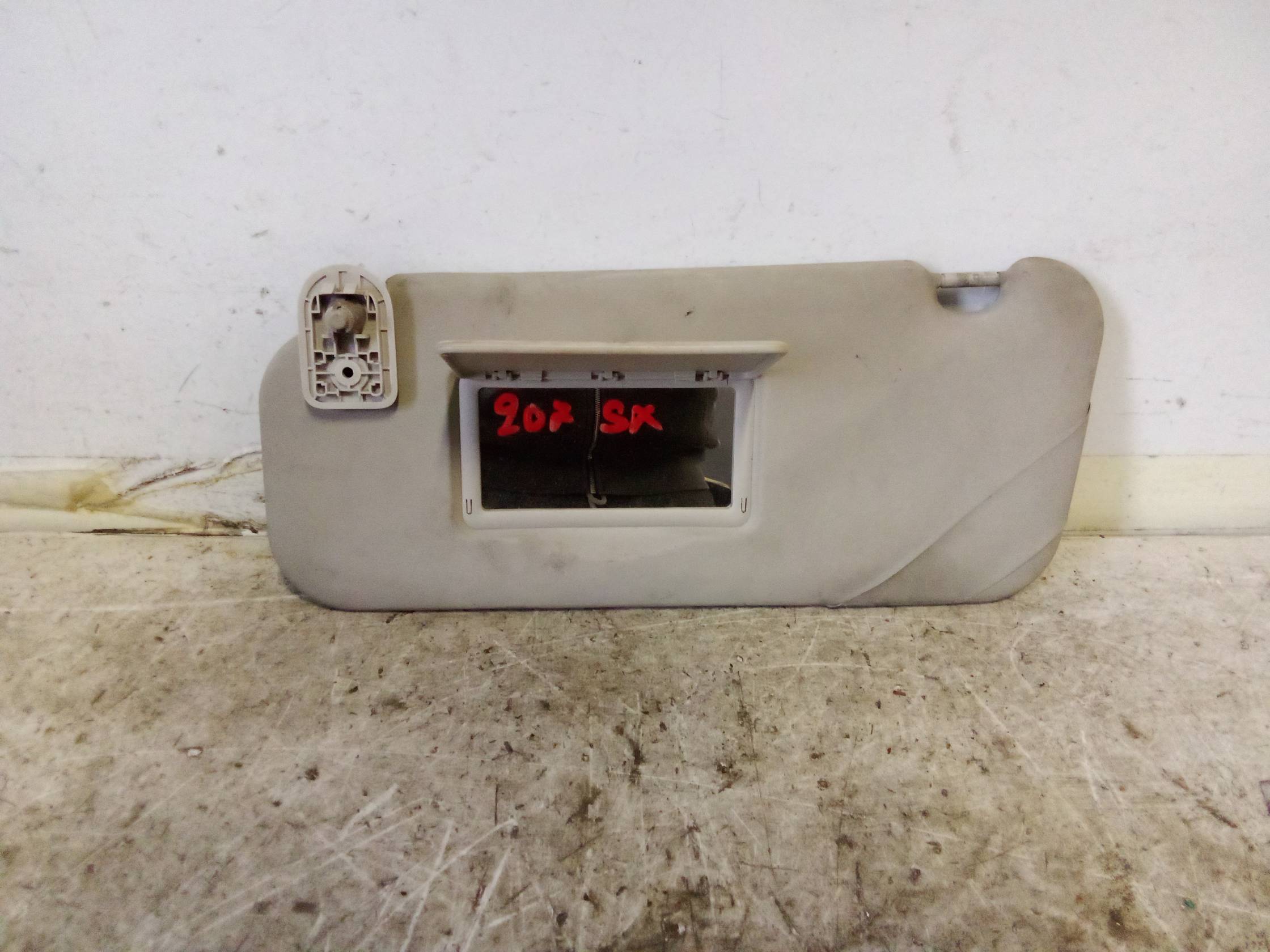 Aletta parasole parabrezza sx.