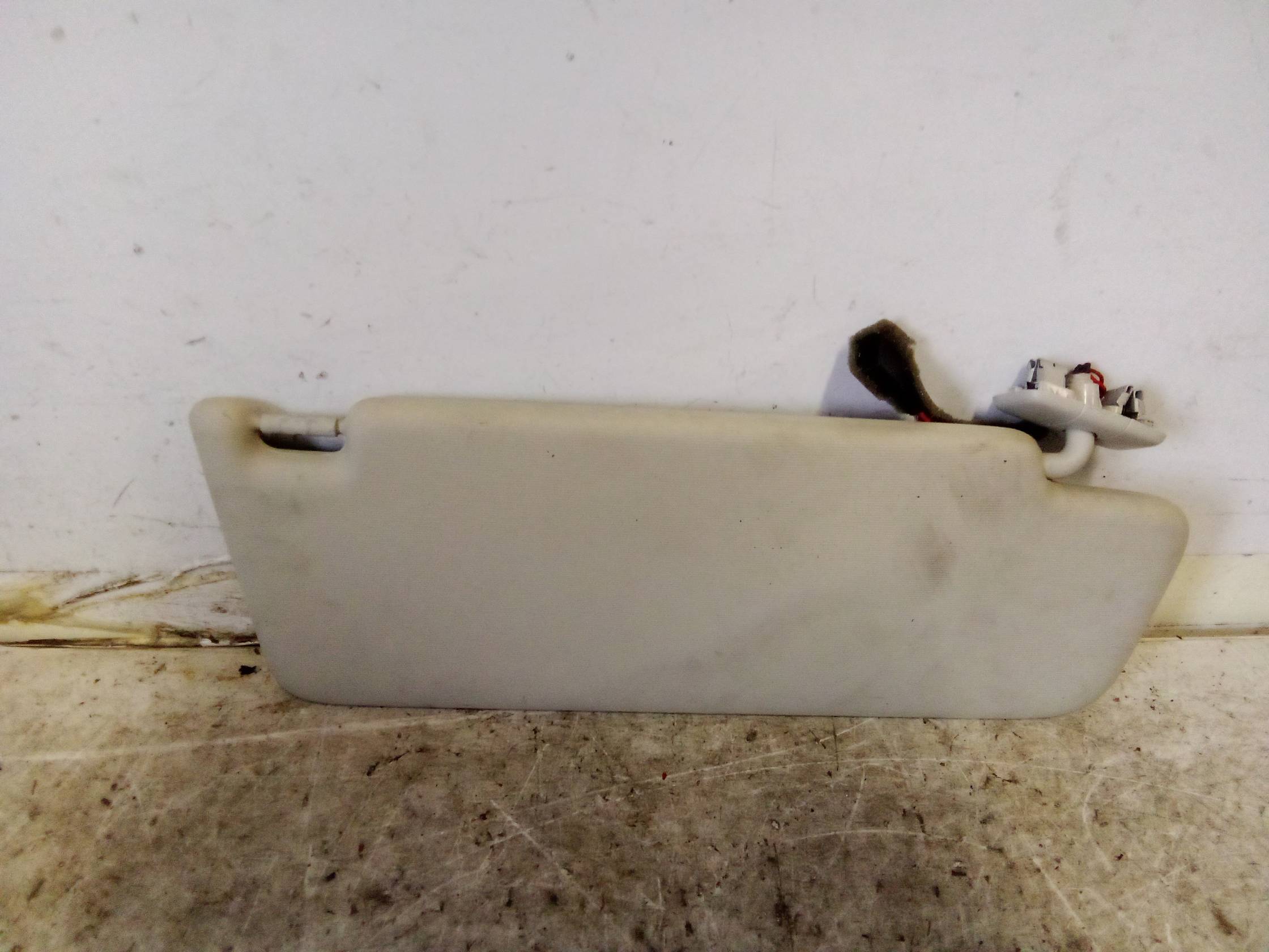 Aletta parasole parabrezza sx.