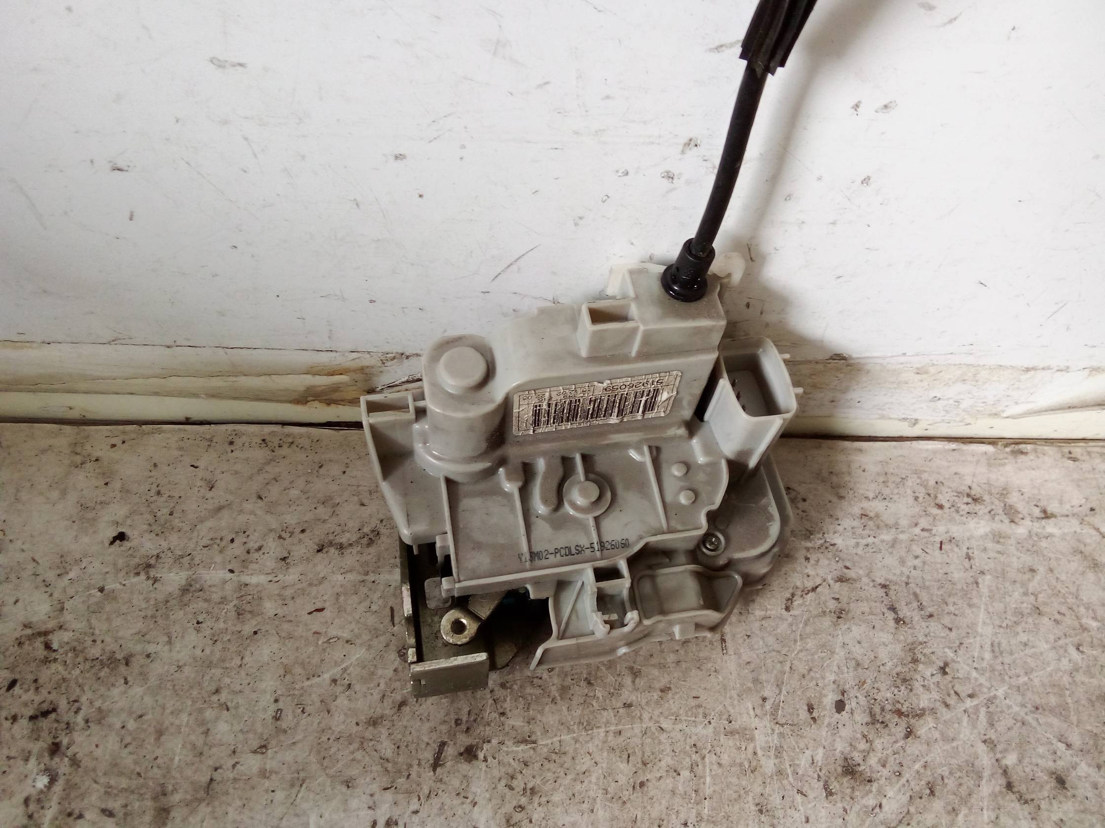 Serratura porta post. sx.