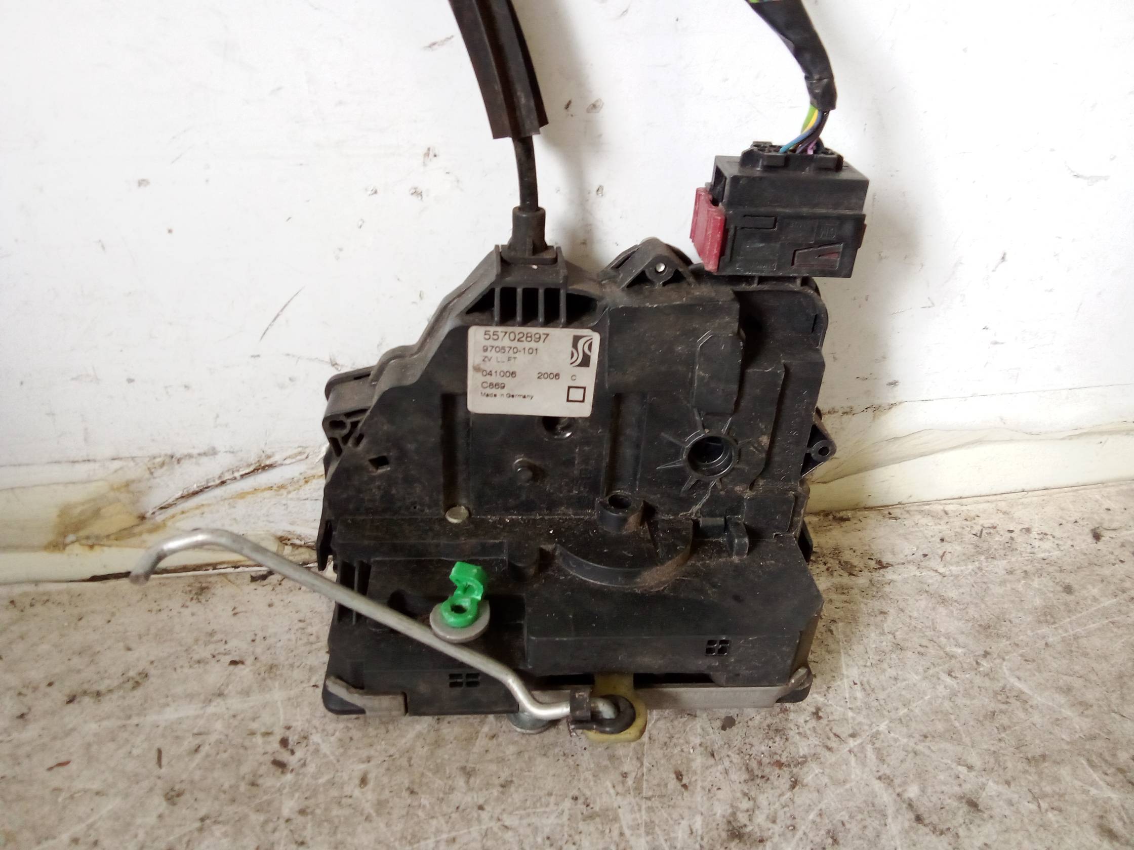 Serratura chiusura c.zta porta ant. sx. Serratura chiusura c.zta porta ant. sx.