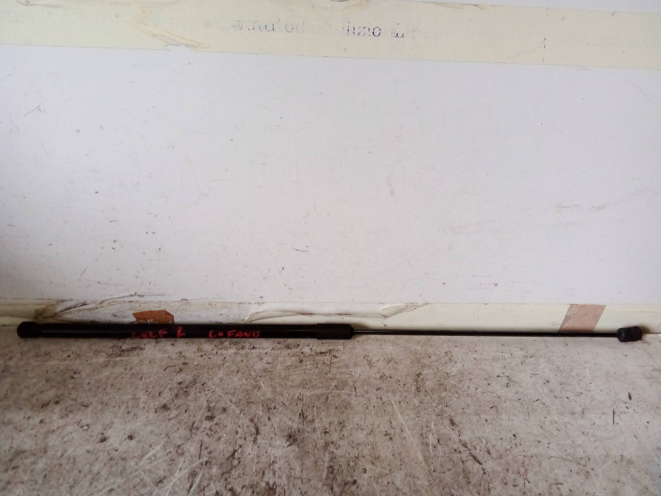 Asta ammortizzante cofano ant.