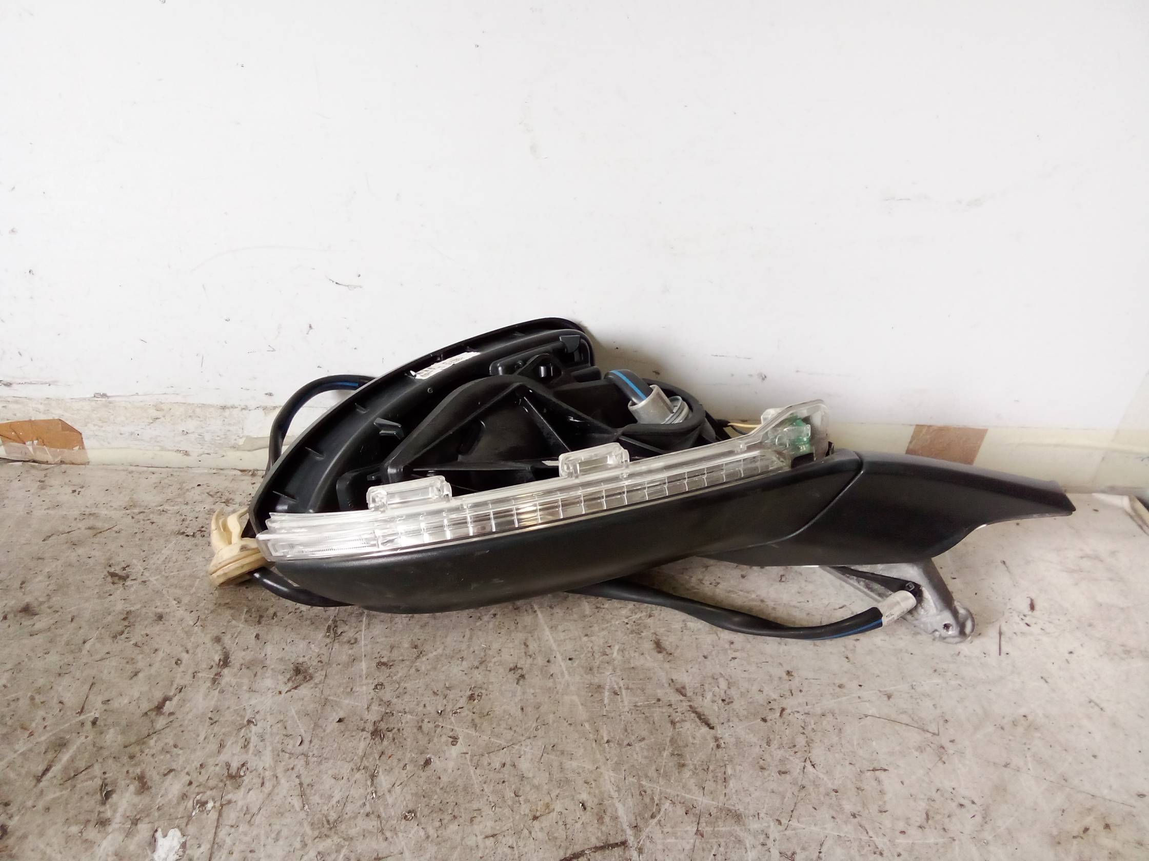 Retrovisore est. regolaz. elettr. dx.