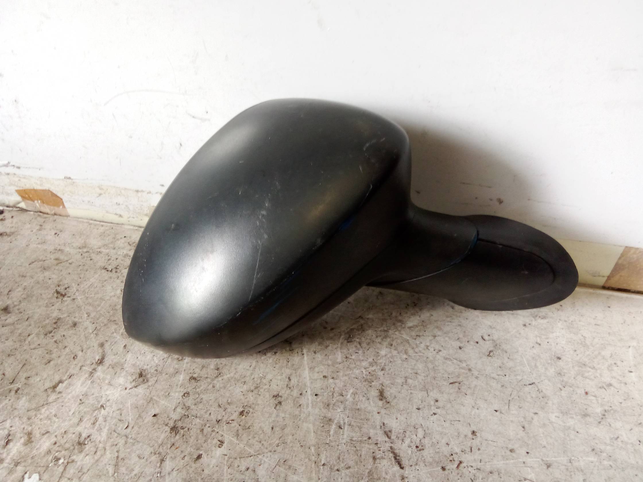 Retrovisore est. dx.