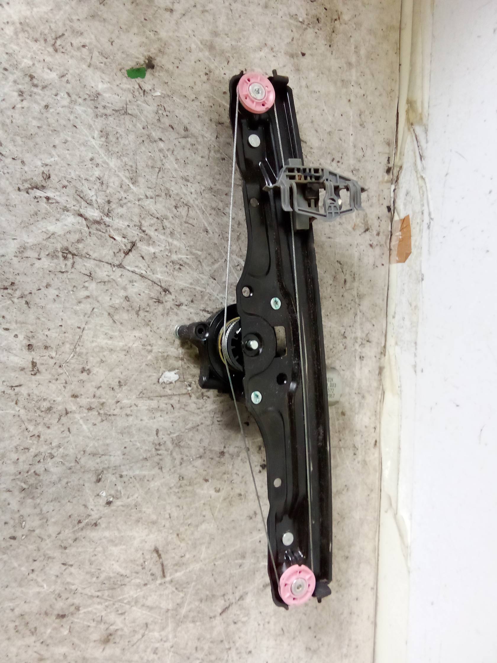 Alzacristallo elettr. porta ant. dx. Alzacristallo elettr. porta ant. dx.