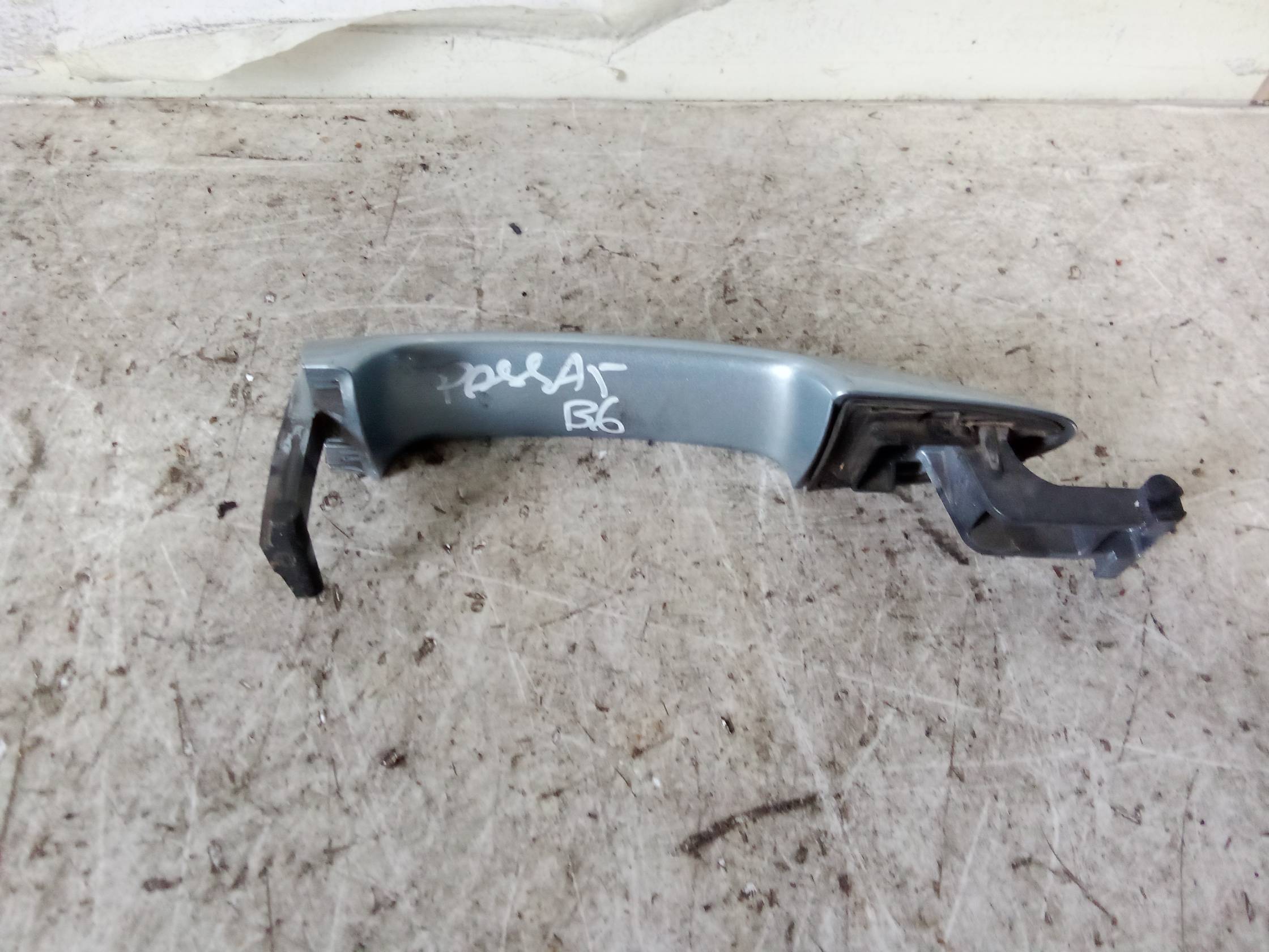 Maniglia porta post. sx. Maniglia porta post. sx.