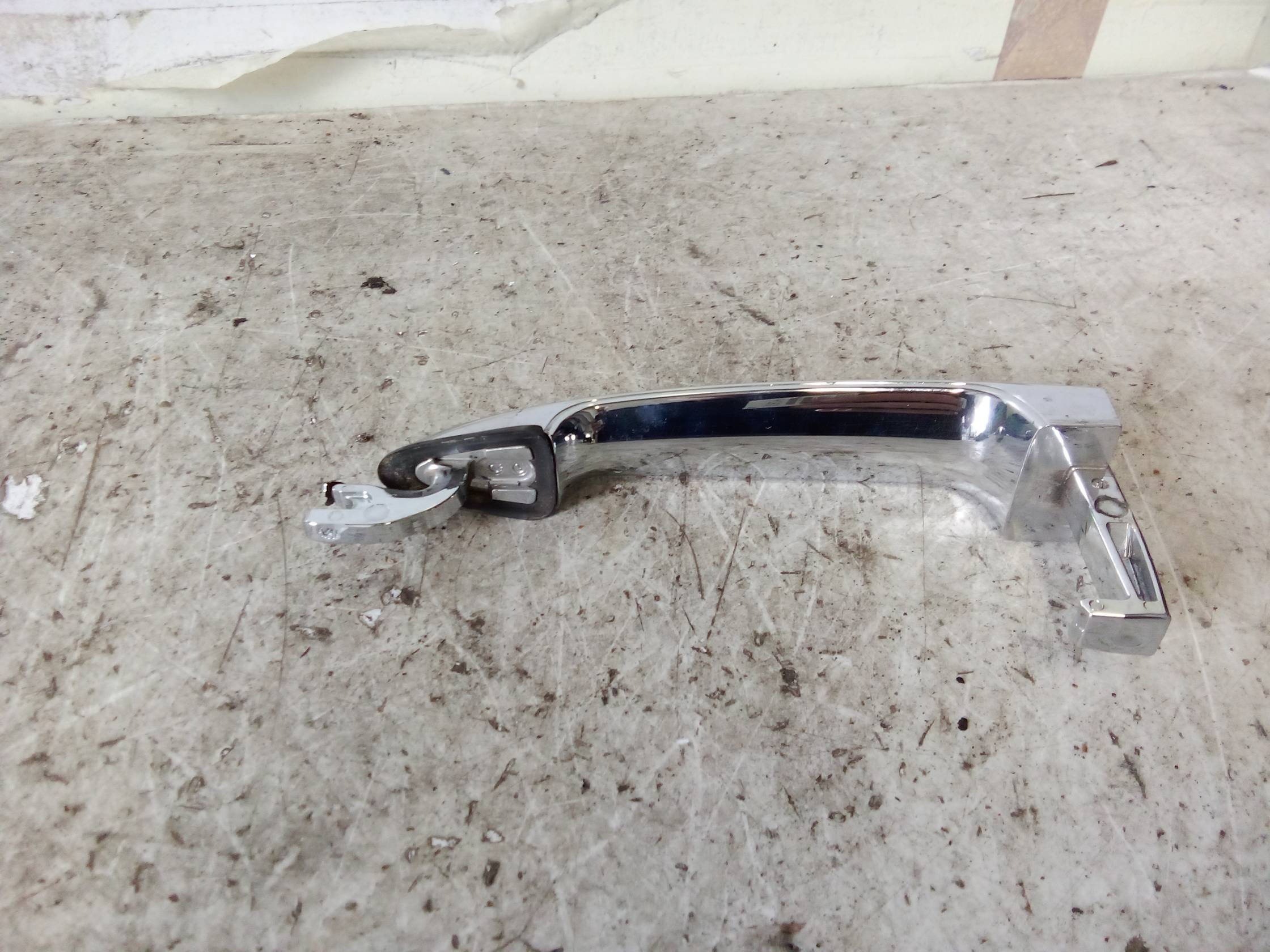 Maniglia porta ant. sx.