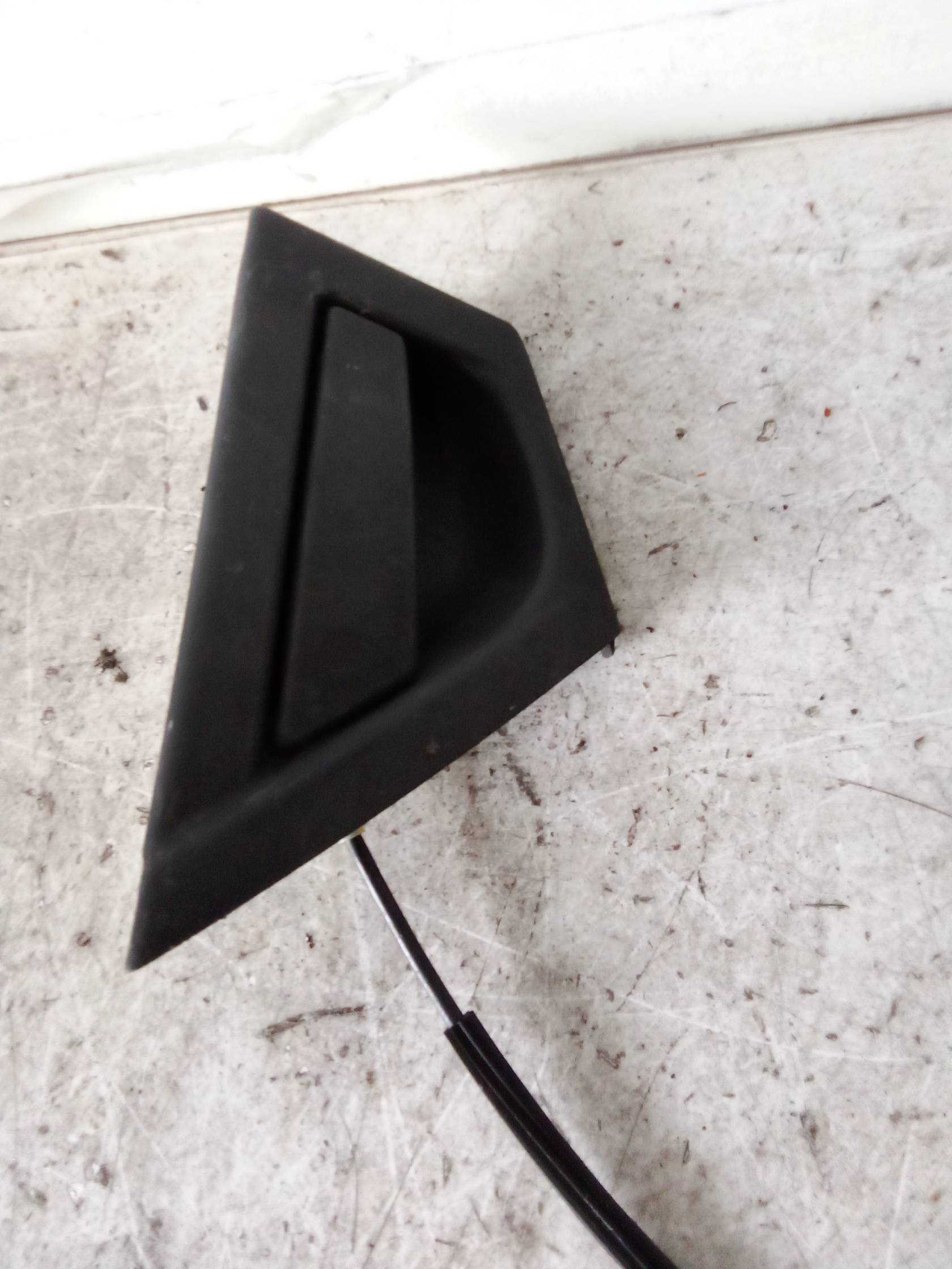 Maniglia porta post. sx. Maniglia porta post. sx.