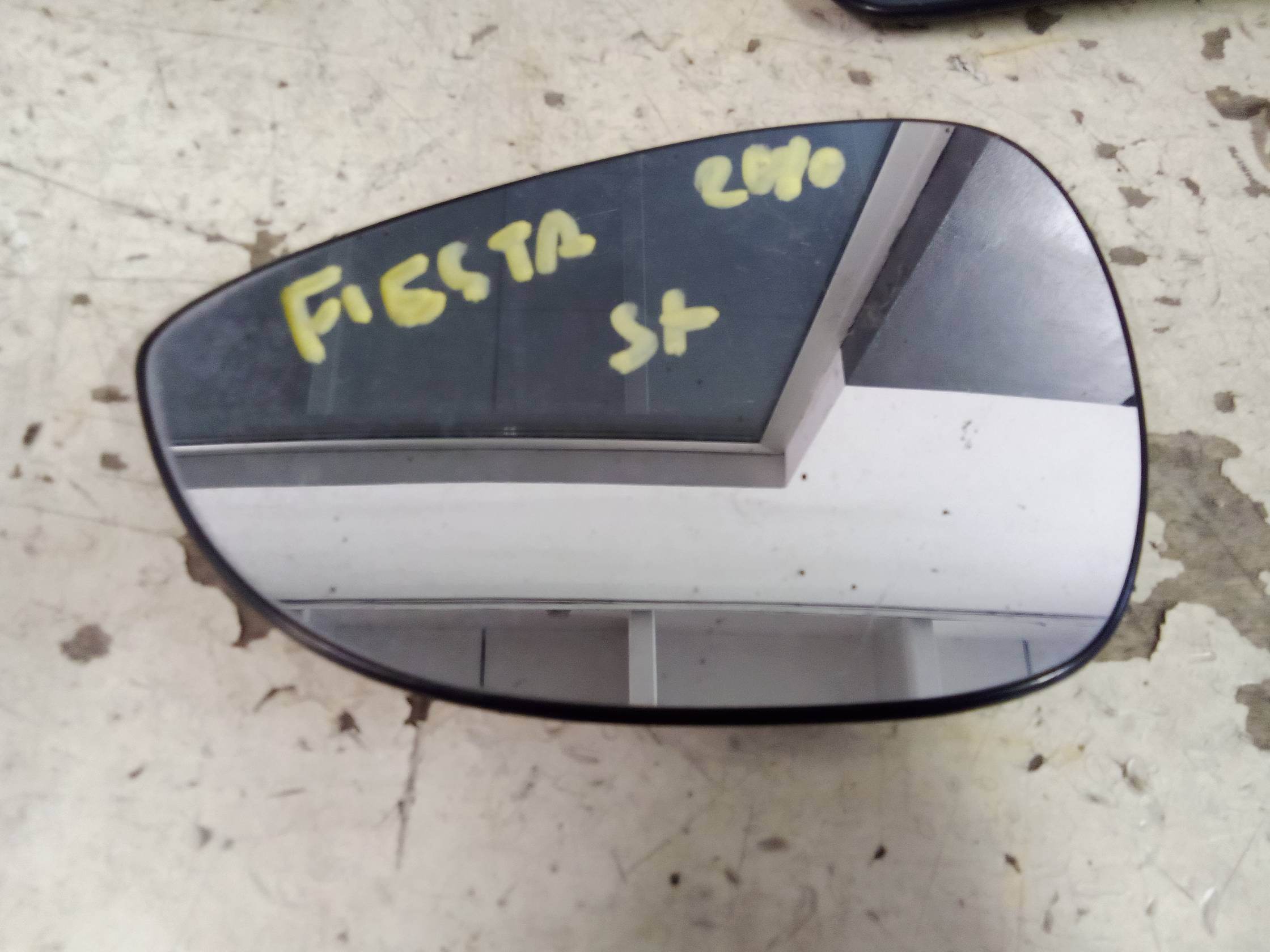 Cristallo retrovisore est. sx.