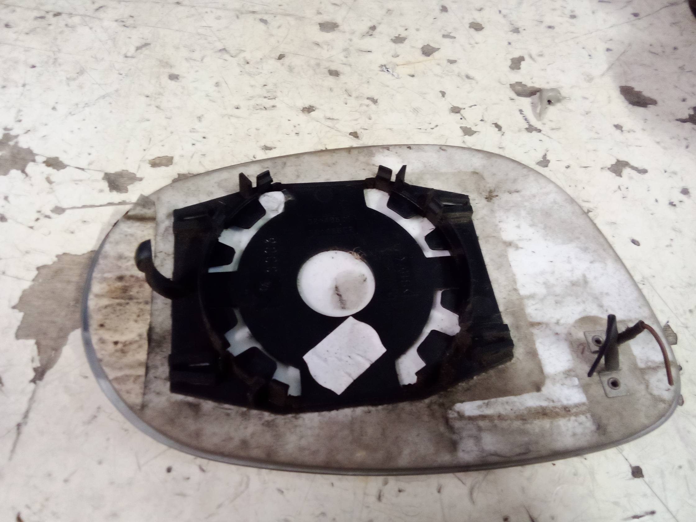 Cristallo retrovisore est. dx.