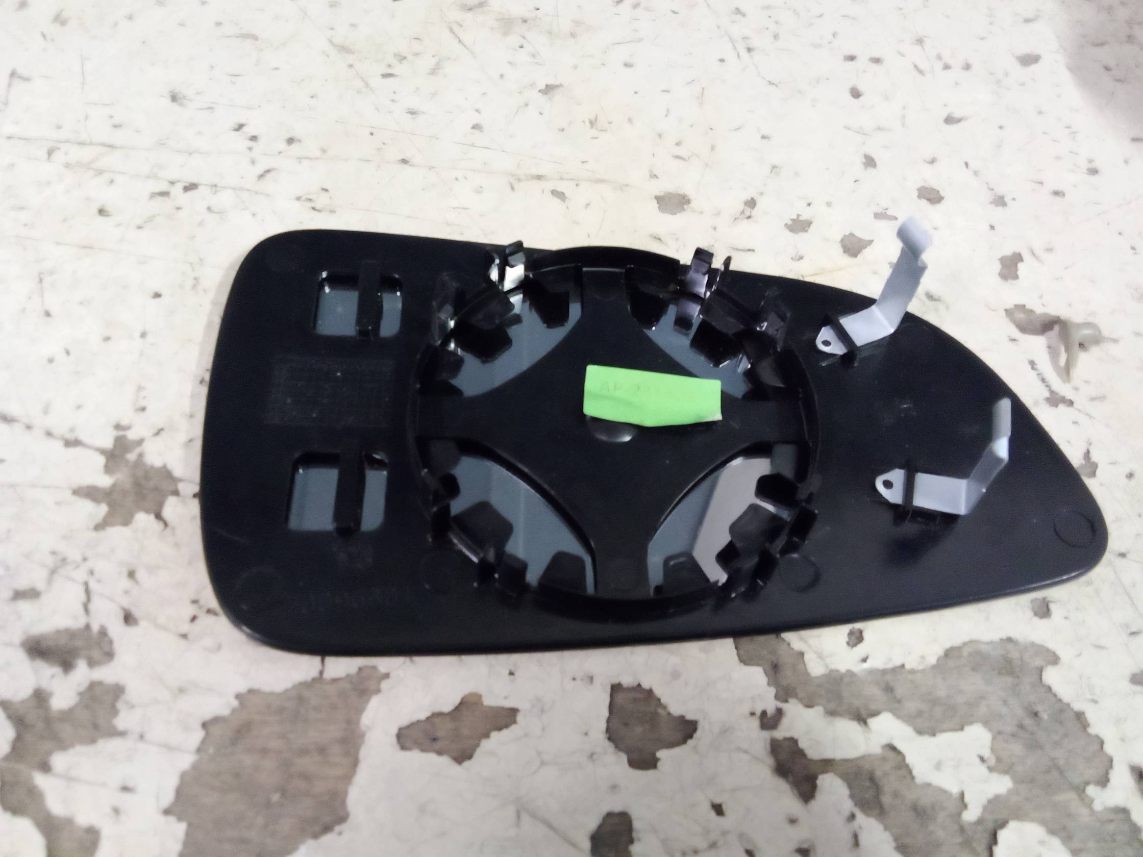 Cristallo retrovisore est. sx.