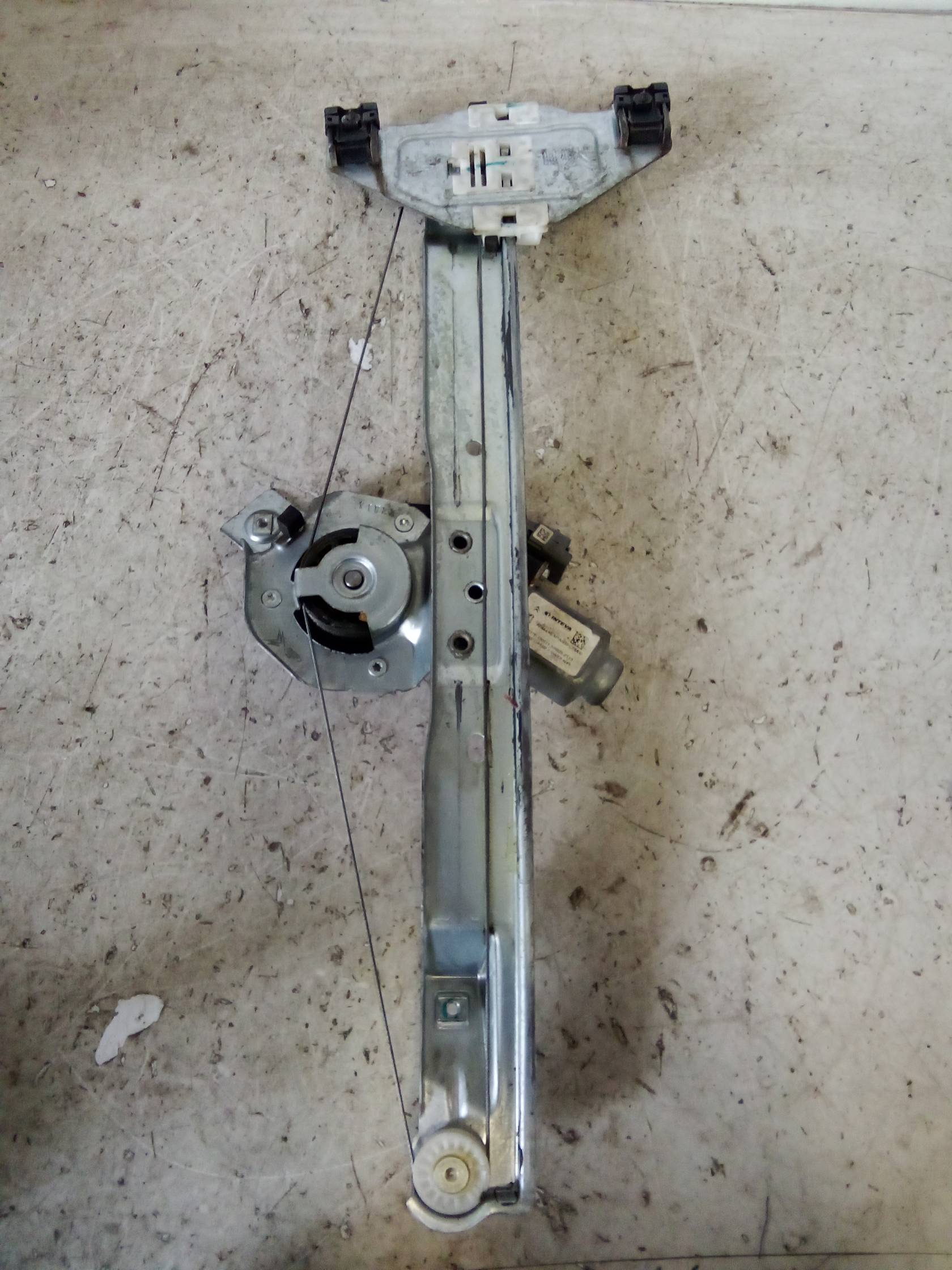 Alzacristallo elettr. porta ant. sx.