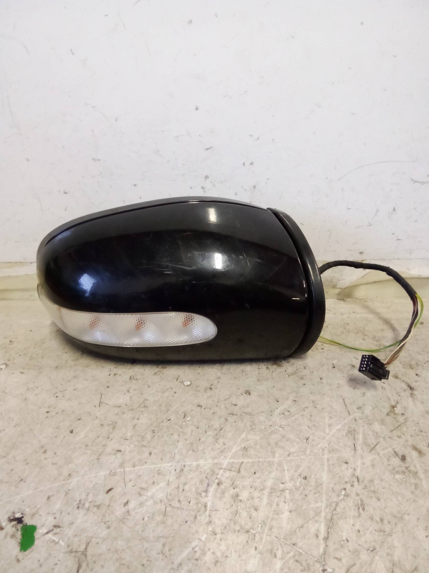 Retrovisore est. regolaz. elettr. dx.