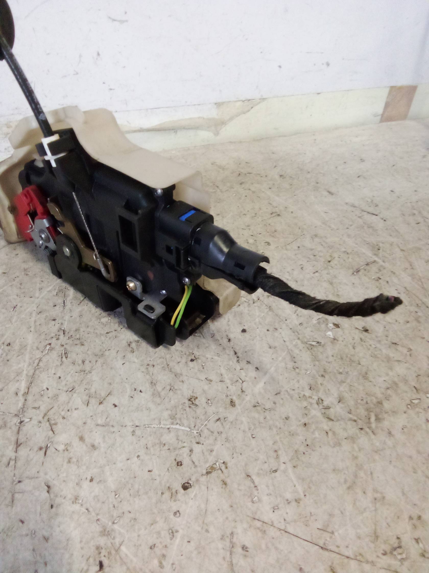 Serratura porta ant. sx.