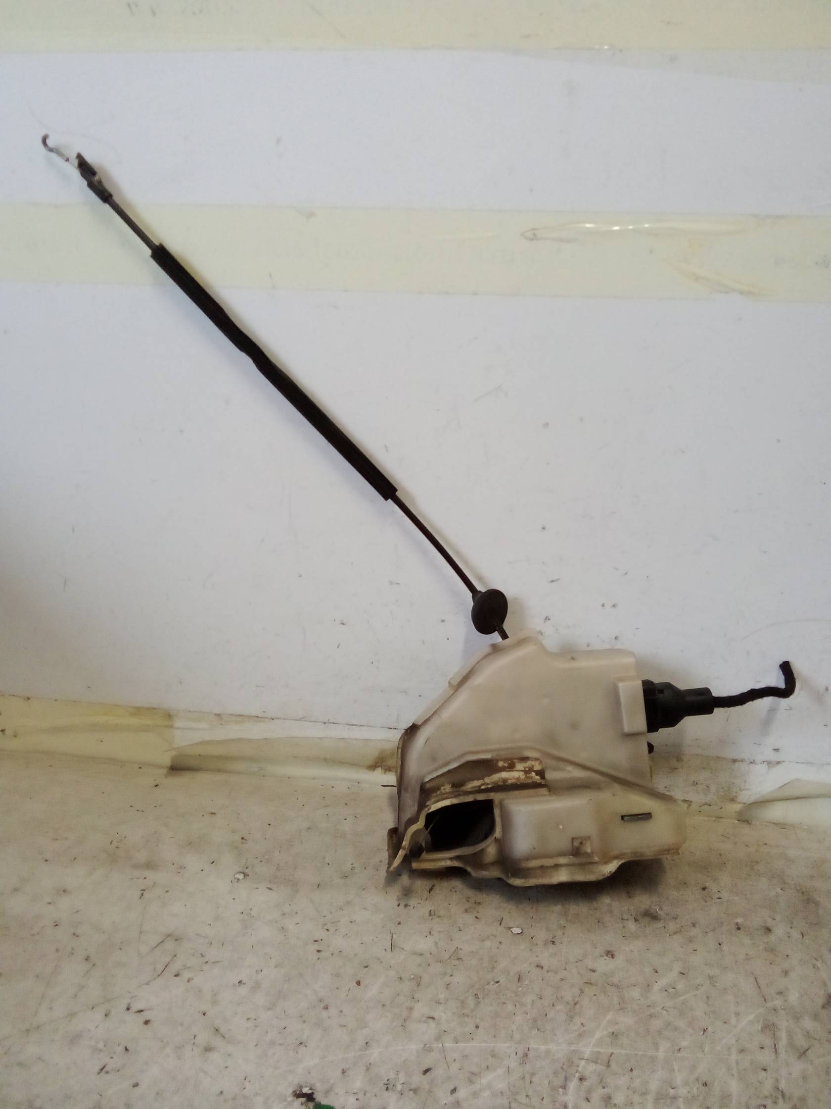 Serratura porta ant. dx.