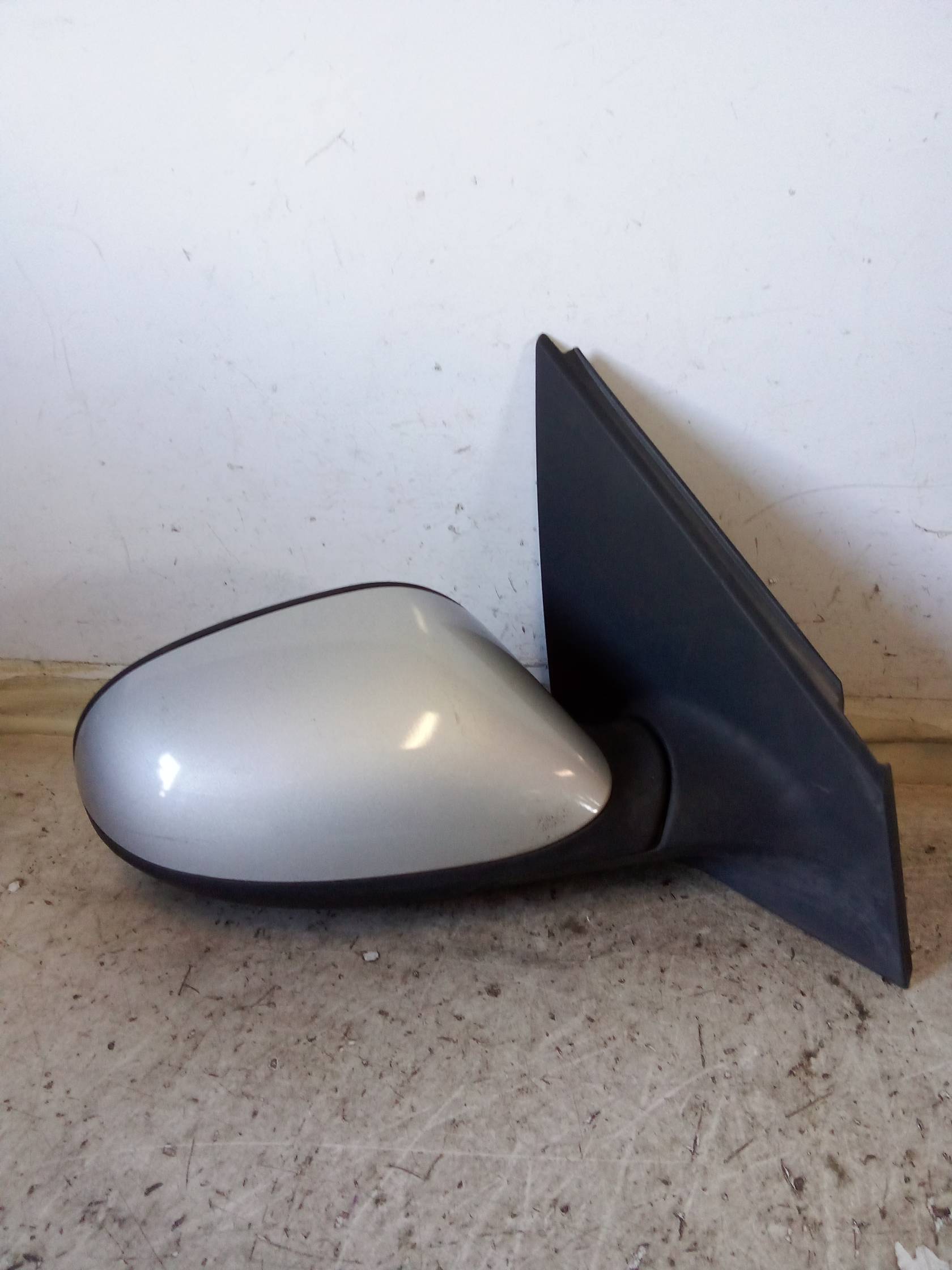 Retrovisore est. regolaz. elettr. dx.