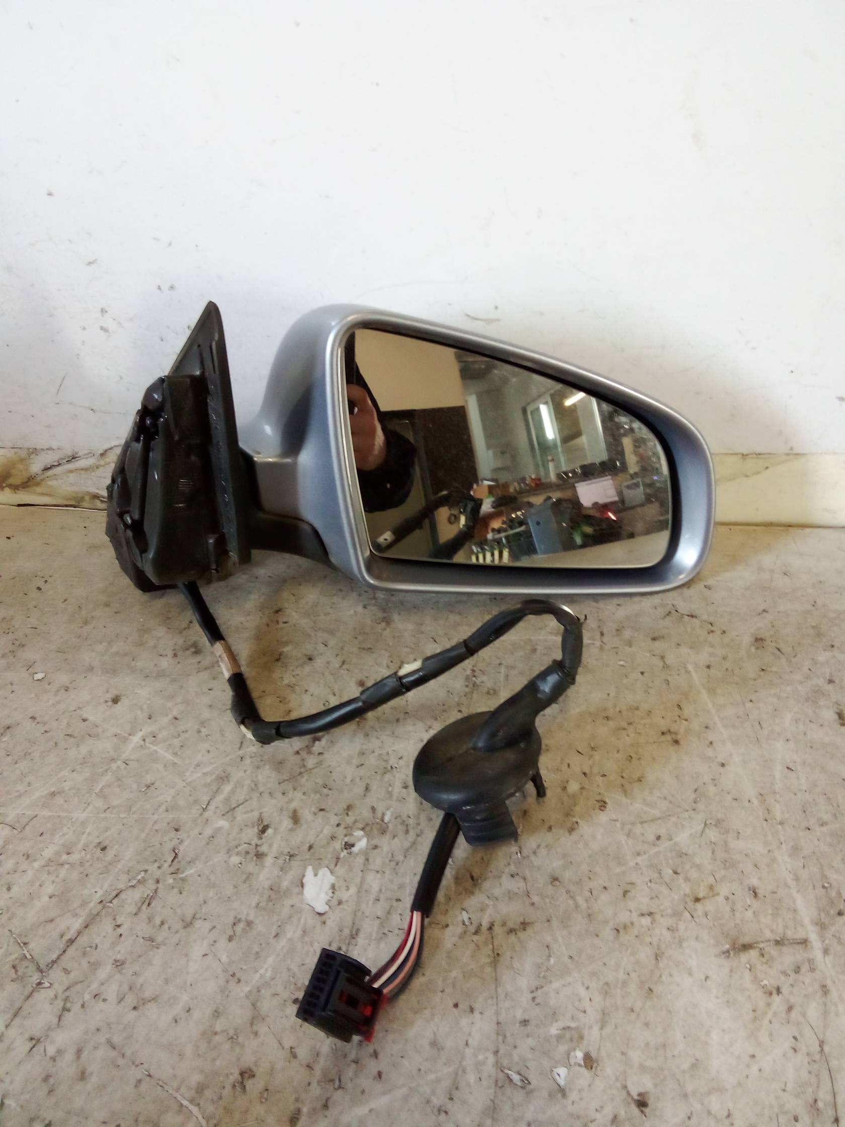 Retrovisore est. regolaz. elettr. dx.