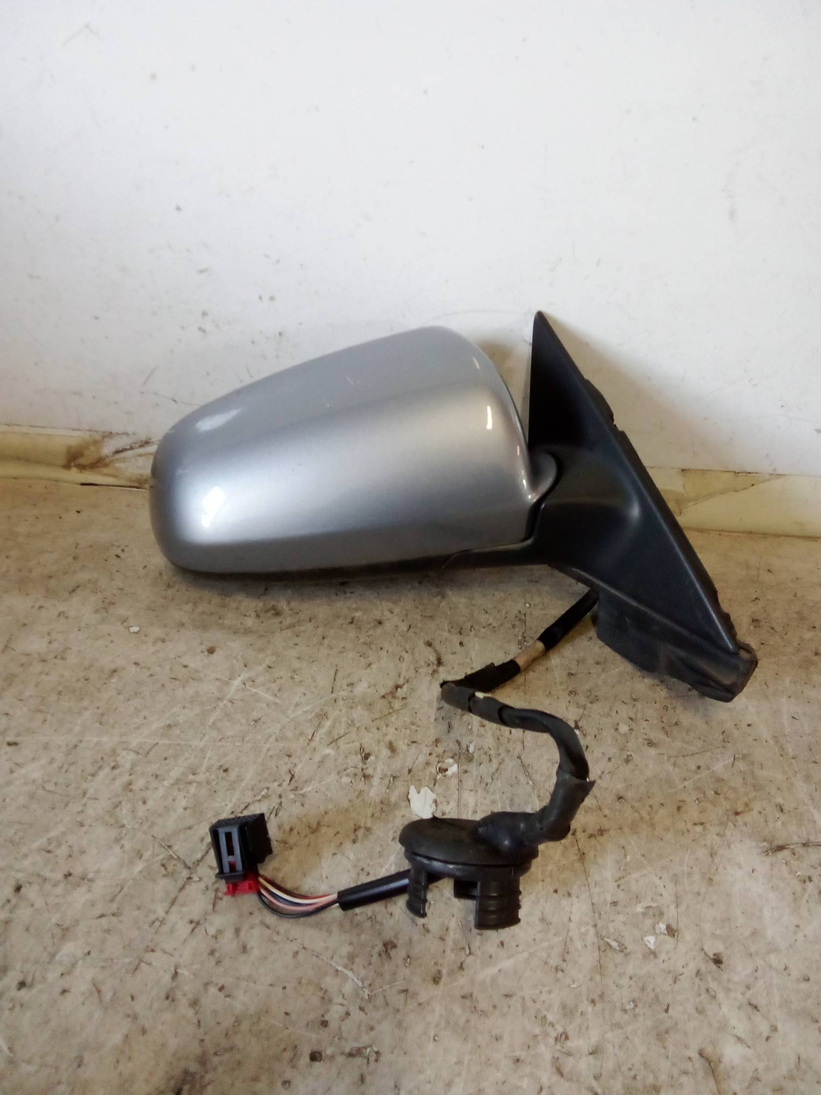 Retrovisore est. regolaz. elettr. dx.