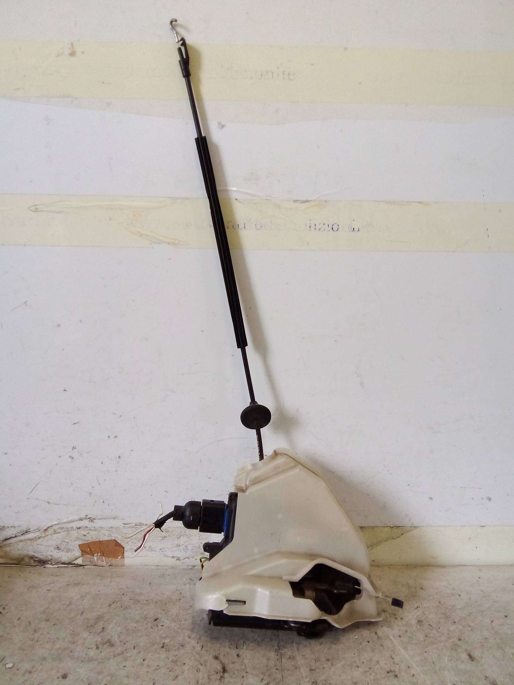 Serratura porta post. sx.