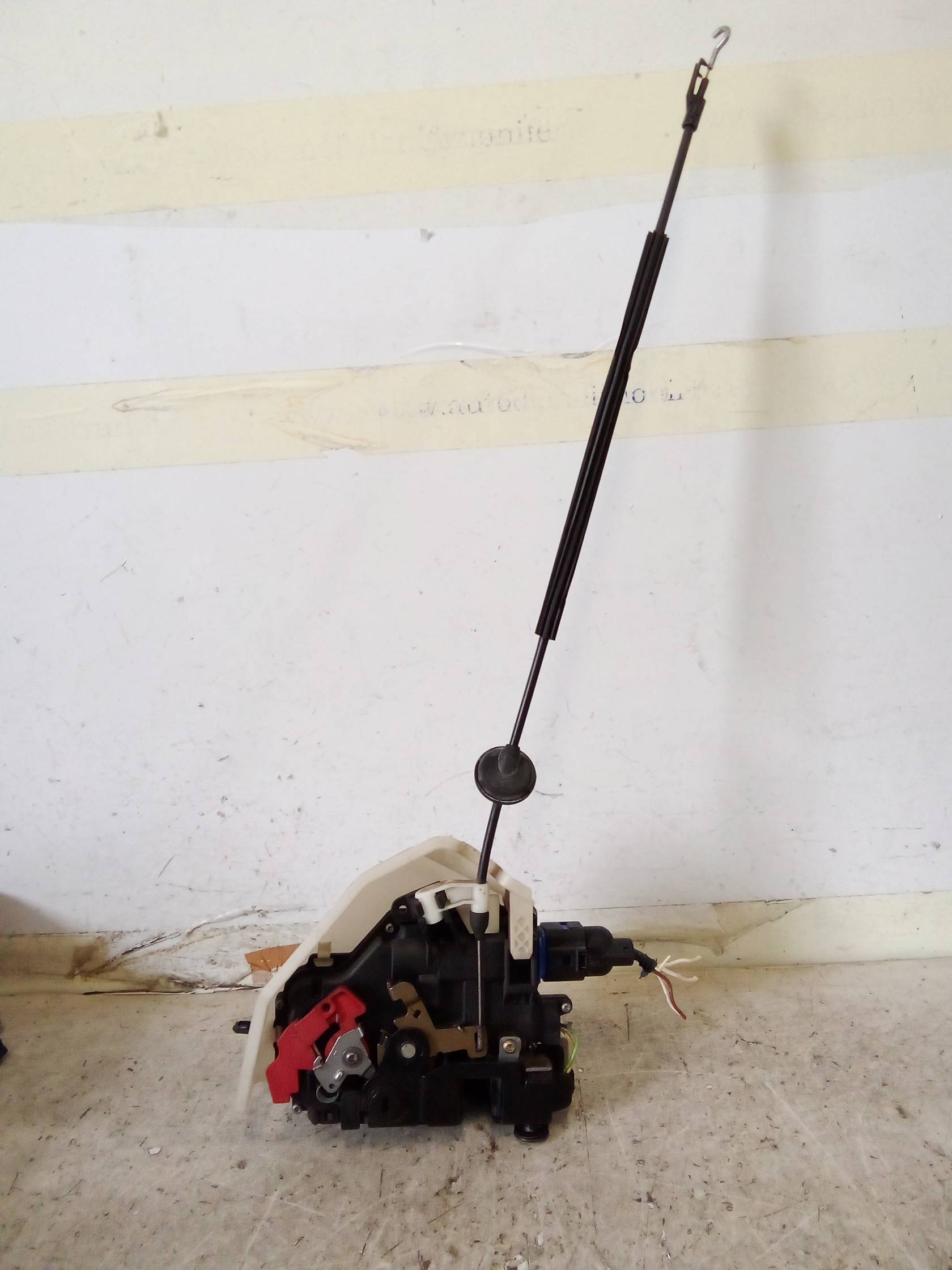 Serratura porta post. sx.