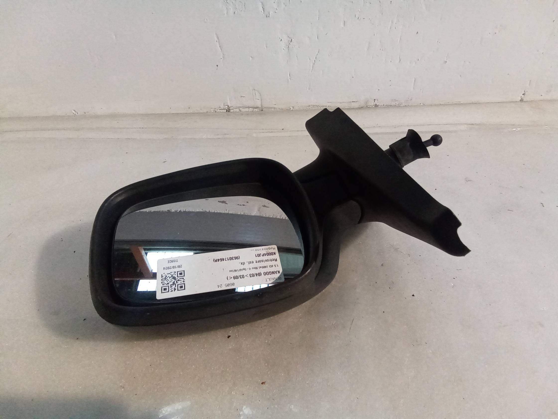 Retrovisore est. dx.