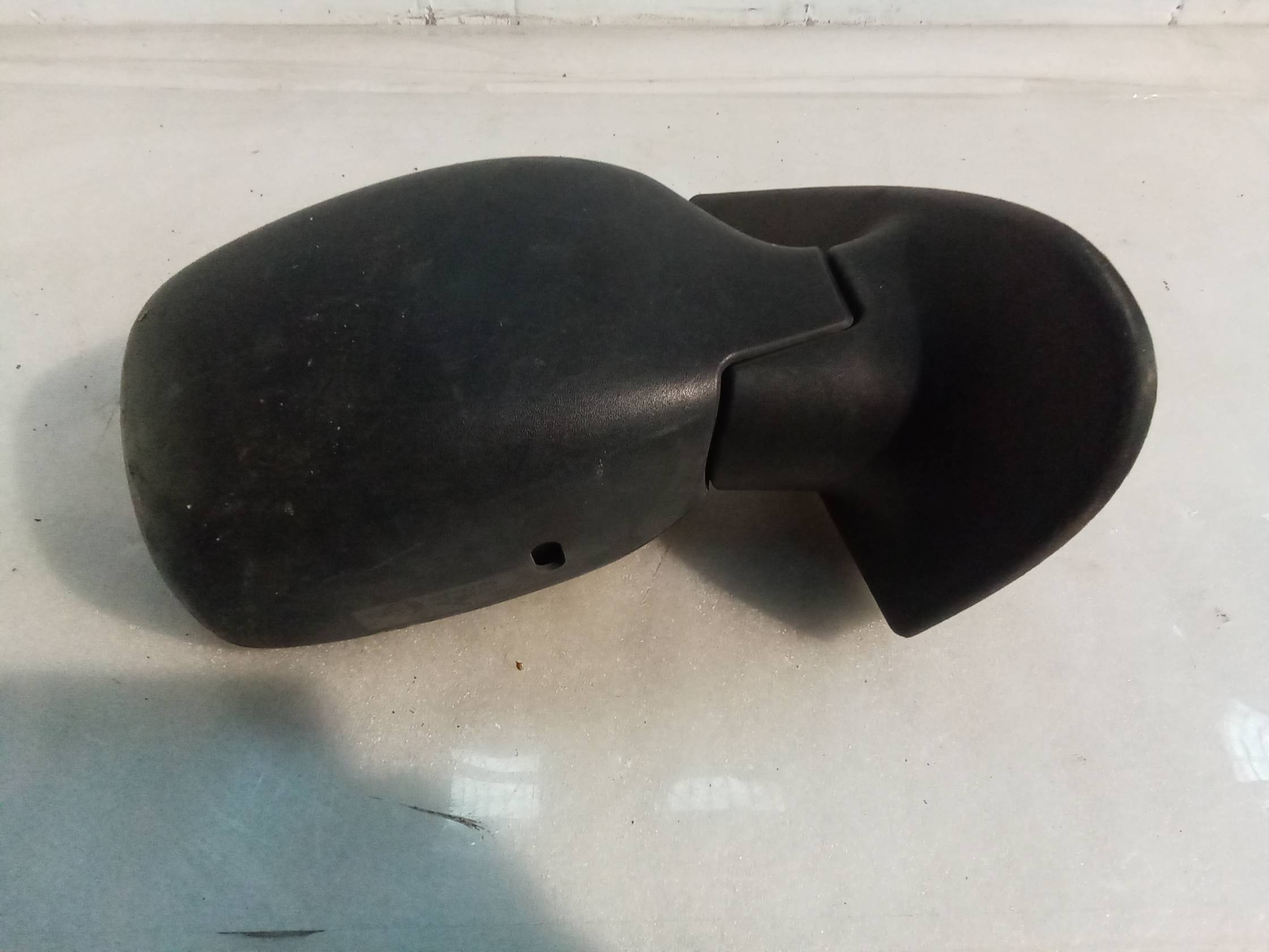 Retrovisore est. dx.