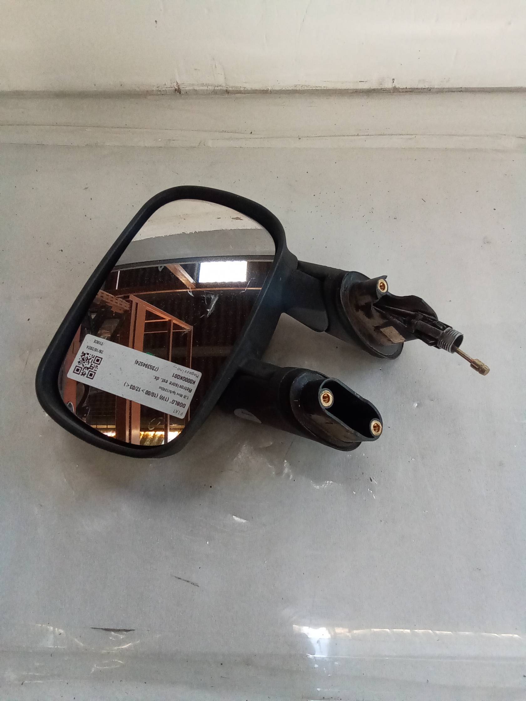 Retrovisore est. dx.