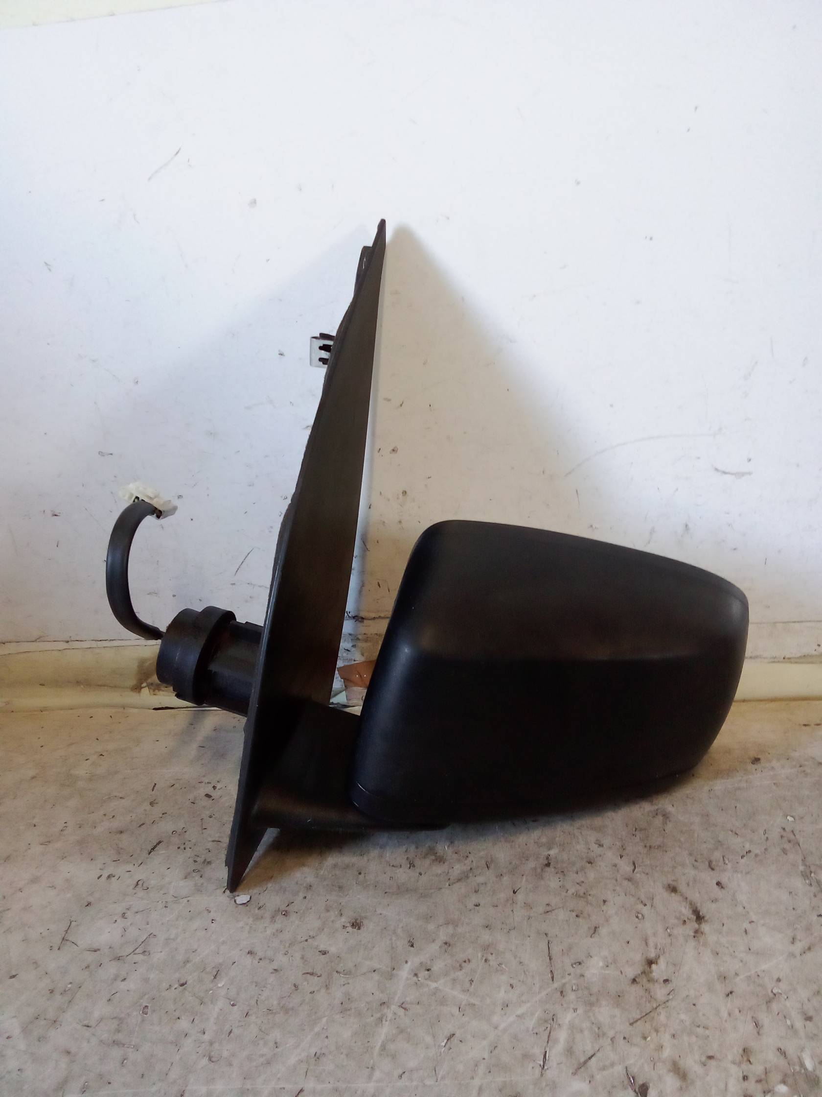 Retrovisore est. regolaz. elettr. sx.