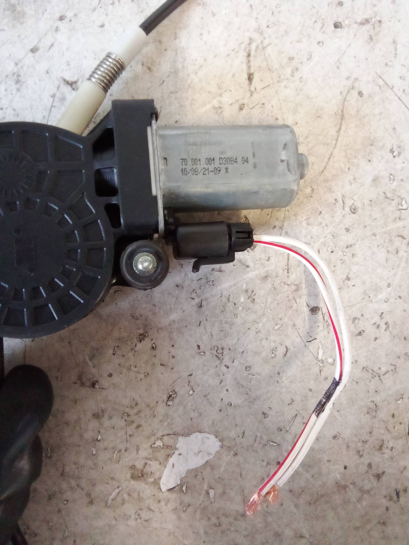 Alzacristallo elettr. porta ant. con motorino dx.