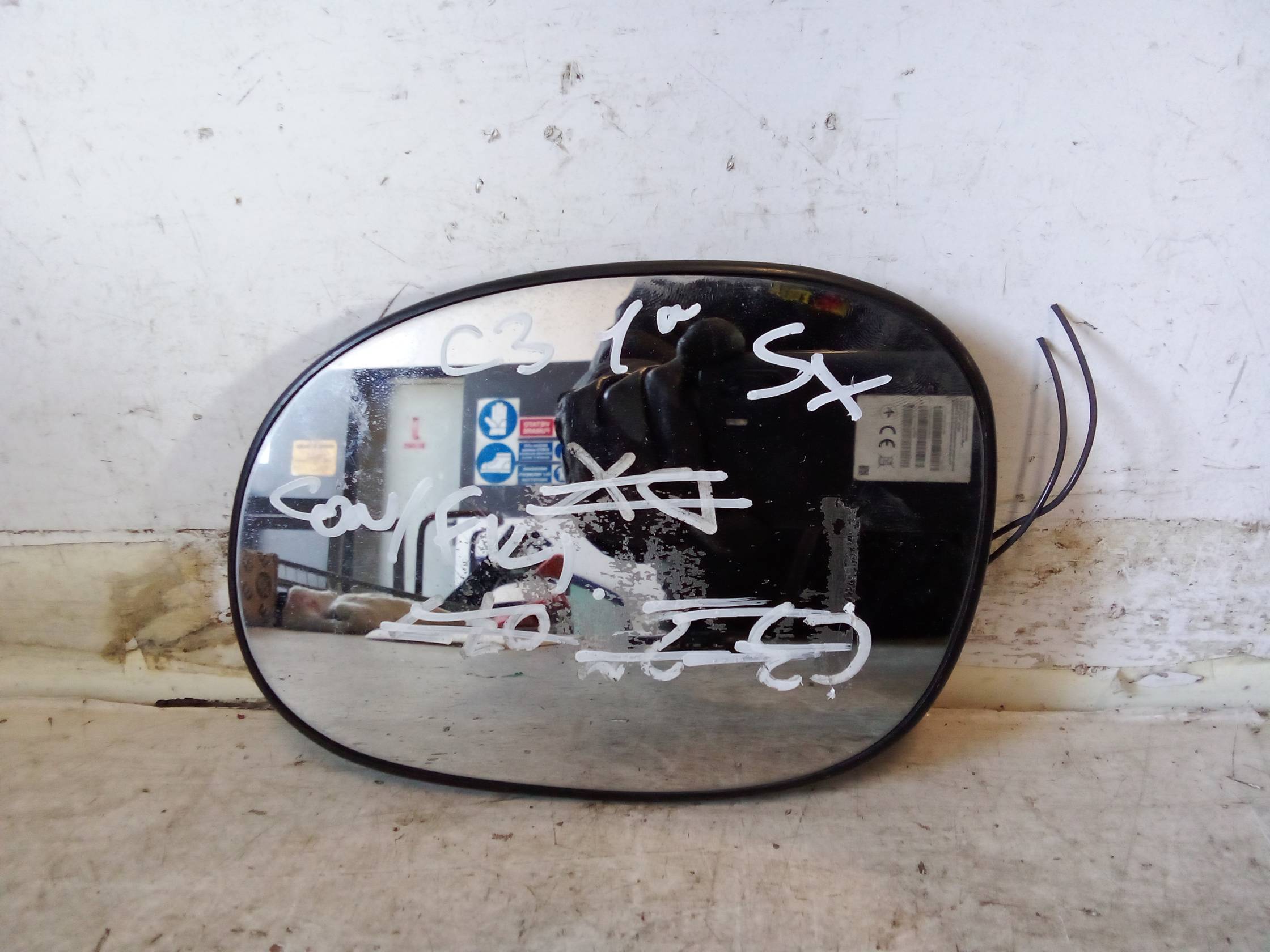 Cristallo retrovisore est. sx.