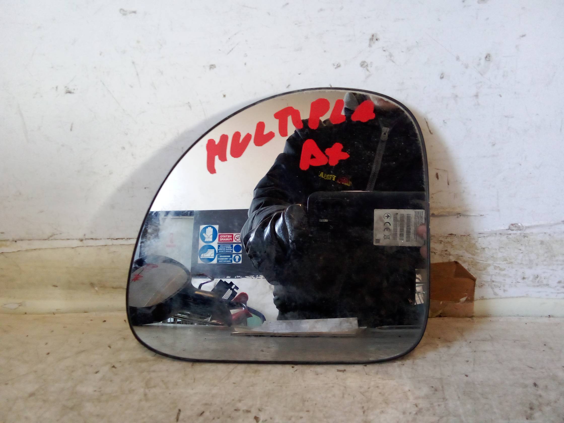 Cristallo inf. retrovisore est. dx.